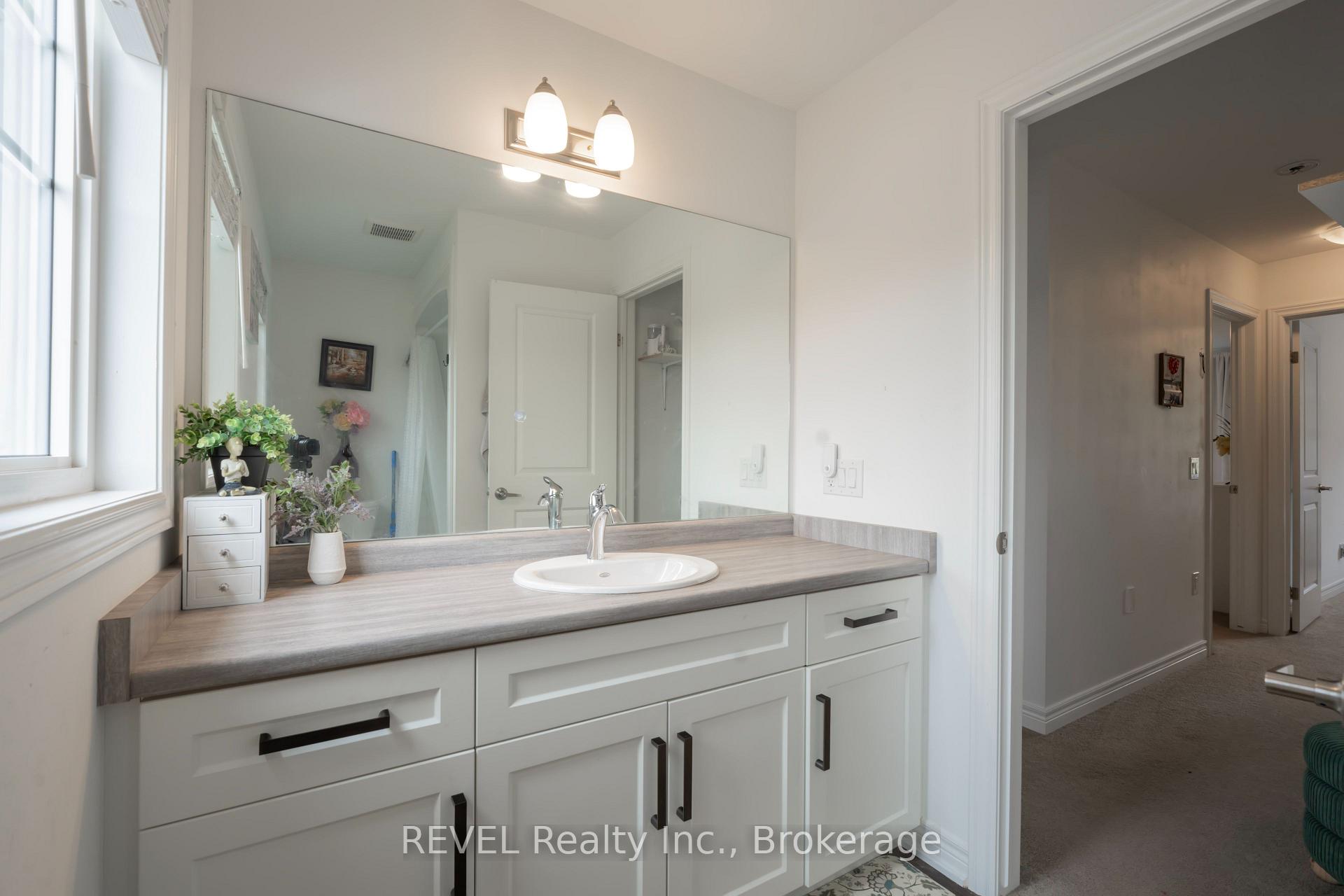 Photo 28 of 10 Damude Avenue, Thorold, Hurricane/Merrittville — HOMEH