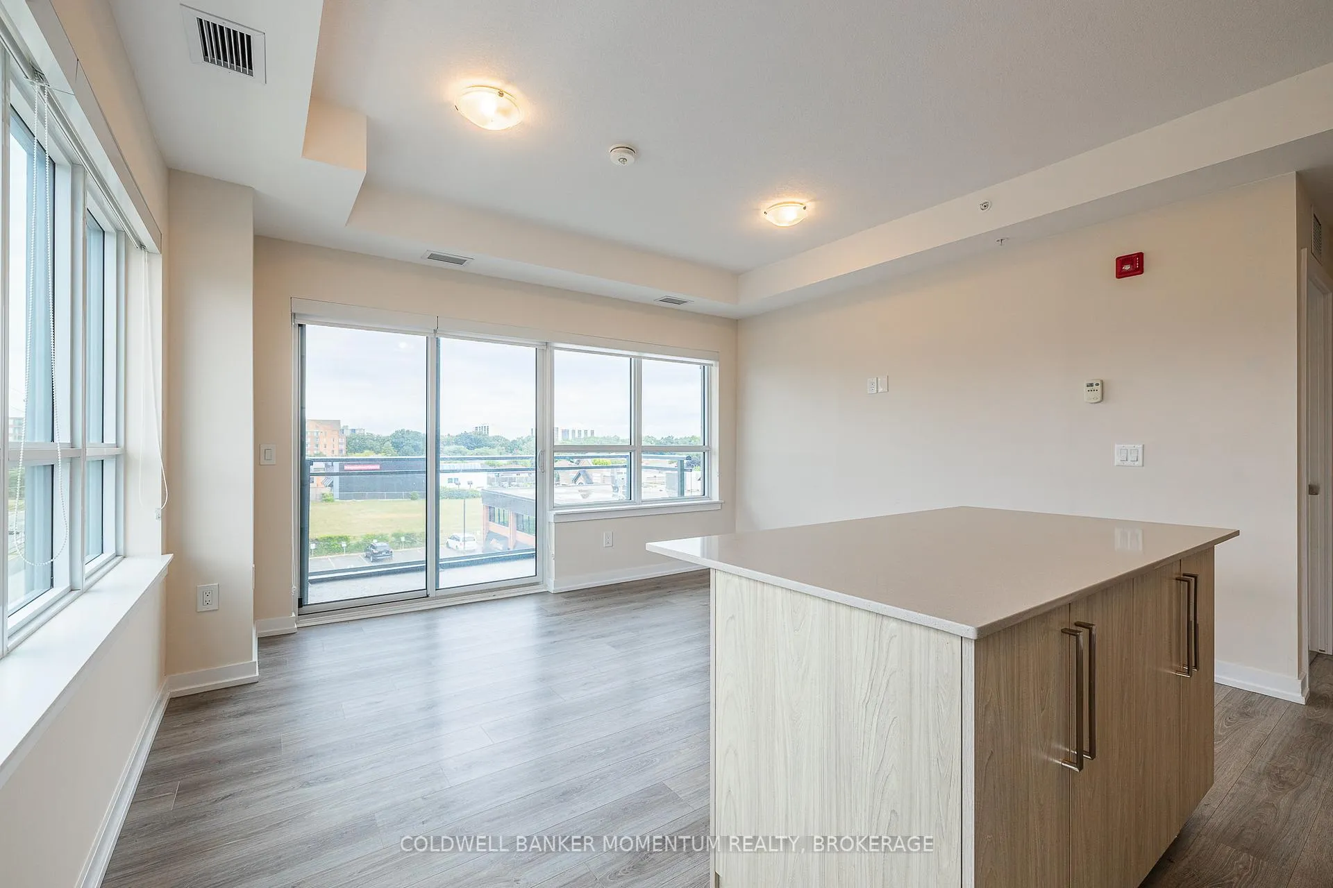 Photo 9 of Unit 416, 121 Highway 8, Hamilton, Stoney Creek — HOMEH