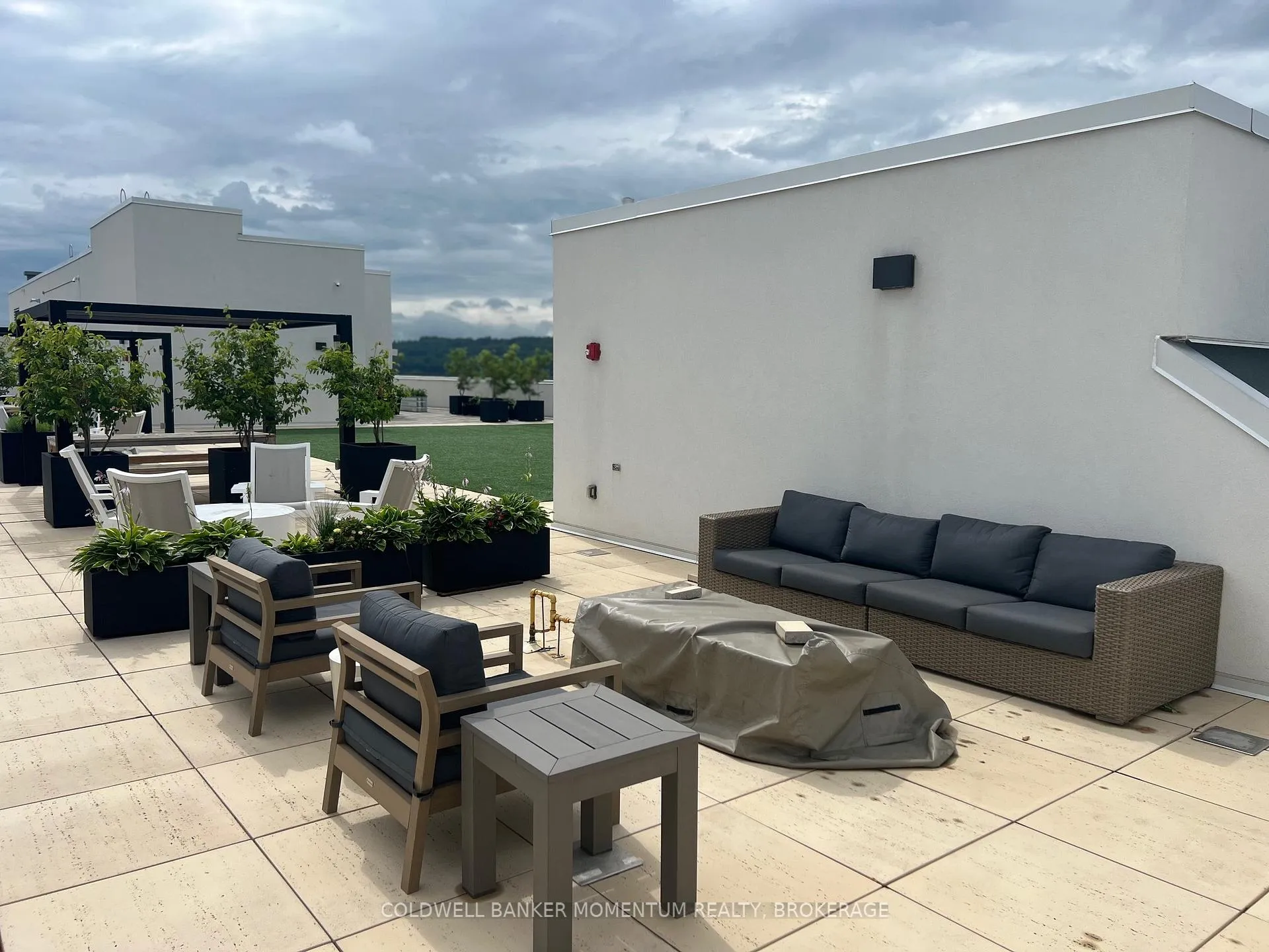 Photo 40 of Unit 416, 121 Highway 8, Hamilton, Stoney Creek — HOMEH