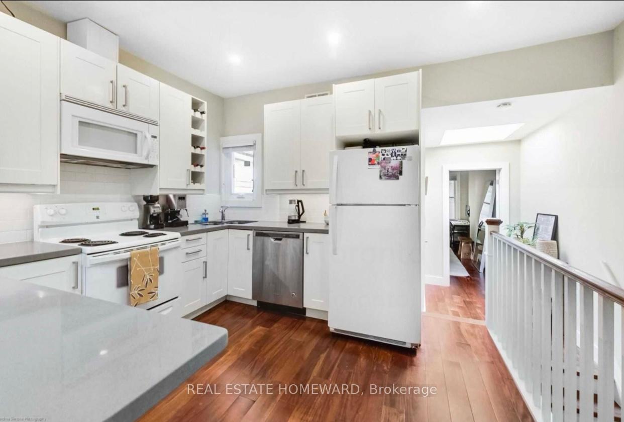 Photo 3 of Unit Upper, 451 Shuter Street, Toronto, Regent Park — HOMEH