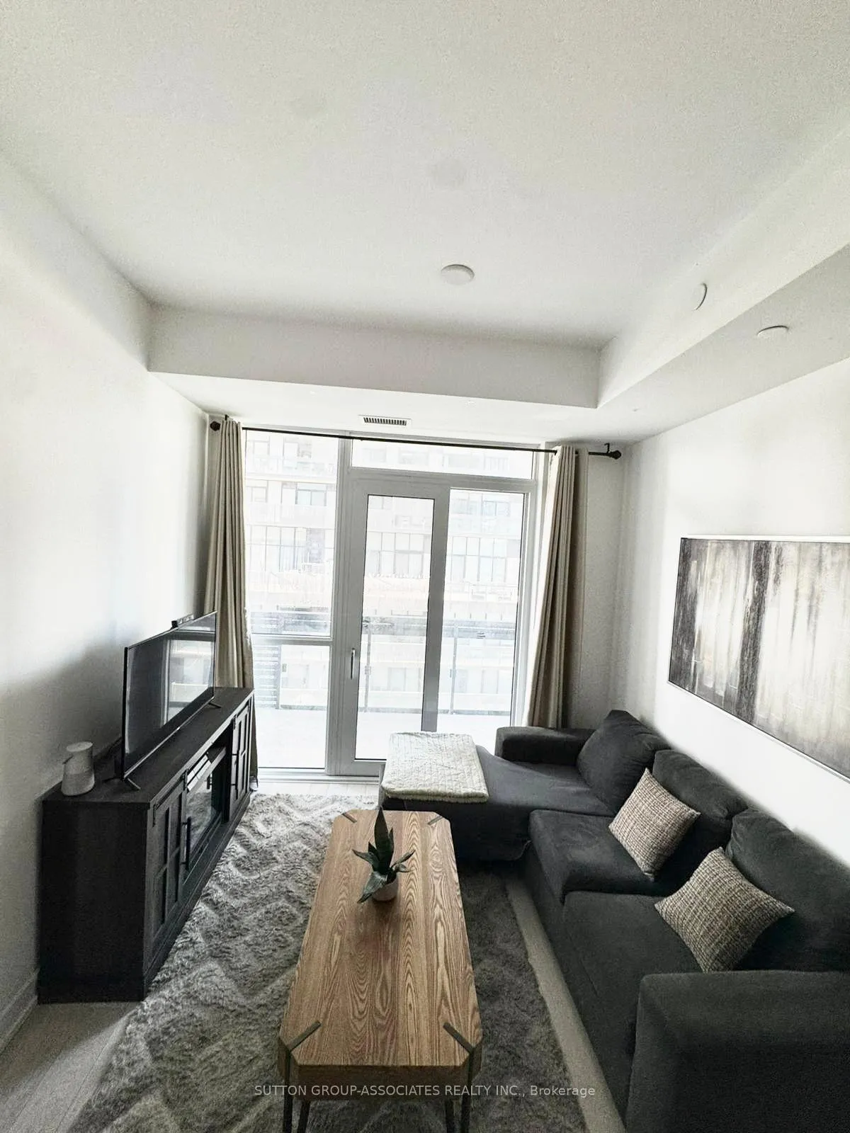 Photo 9 of Unit 1207, 39 Roehampton Avenue W, Toronto, Mount Pleasant West — HOMEH