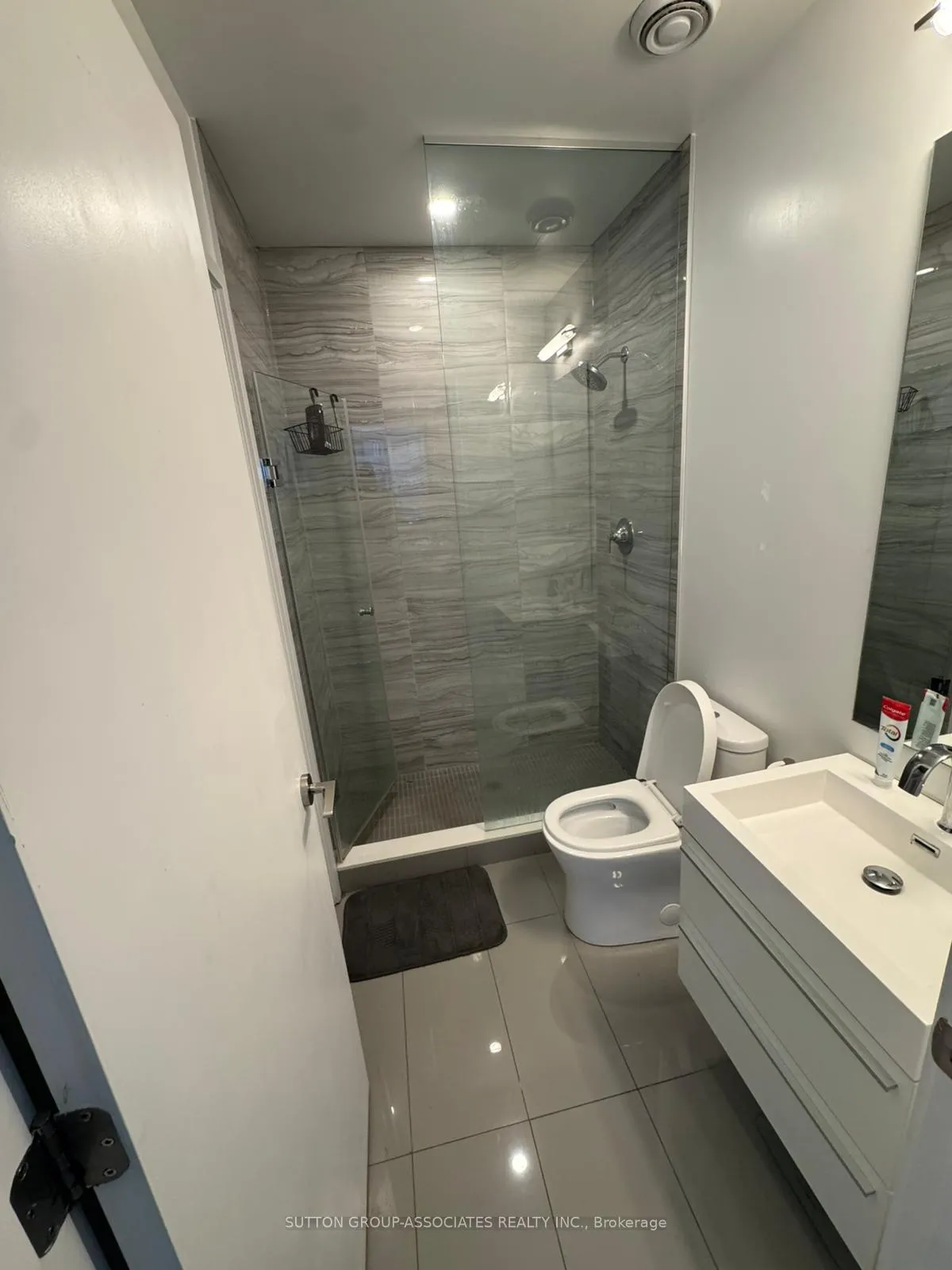 Photo 17 of Unit 1207, 39 Roehampton Avenue W, Toronto, Mount Pleasant West — HOMEH