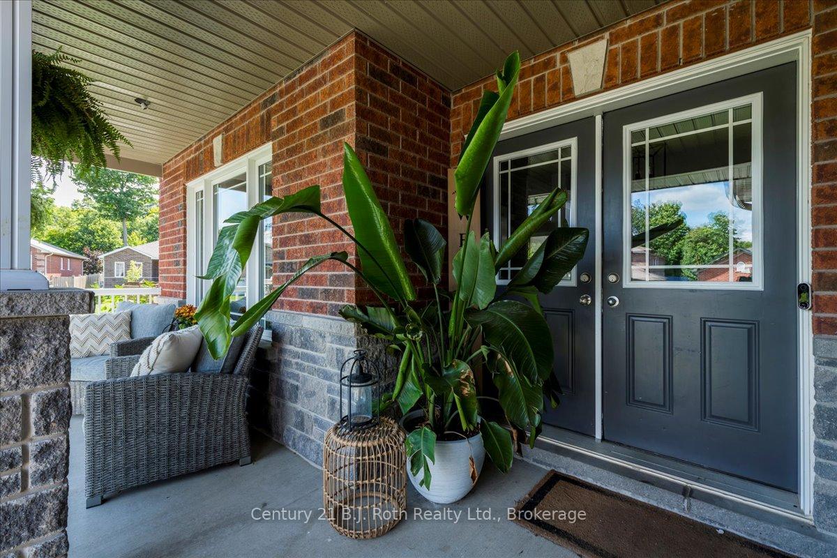 Photo 4 of 4 Sheppard Drive, Tay, Victoria Harbour — HOMEH