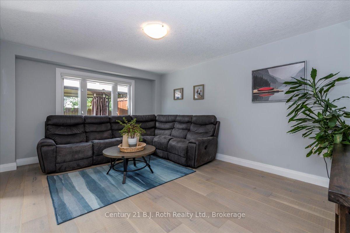 Photo 8 of 4 Sheppard Drive, Tay, Victoria Harbour — HOMEH