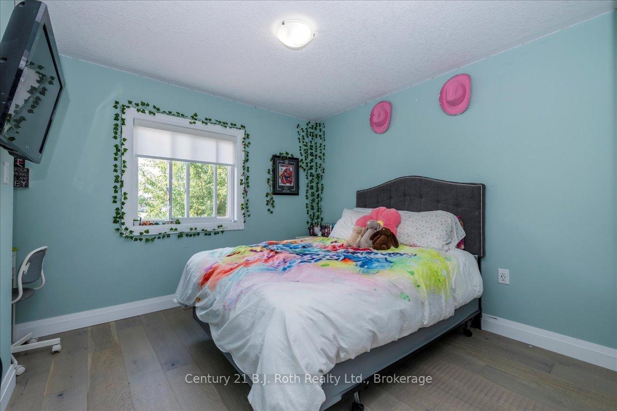 Photo 28 of 4 Sheppard Drive, Tay, Victoria Harbour — HOMEH