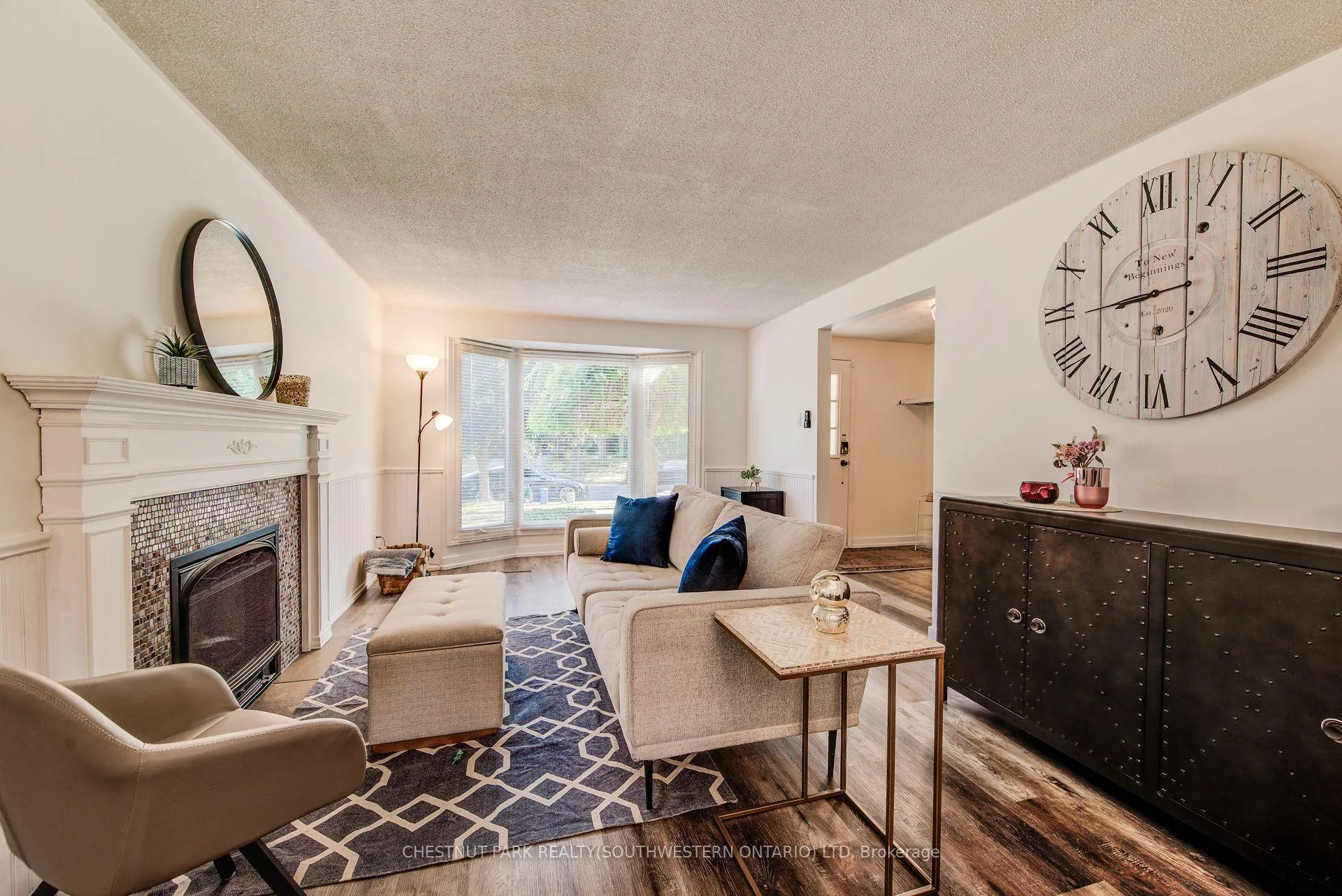 Photo 10 of 98 Rolling Meadows Drive, Kitchener — HOMEH