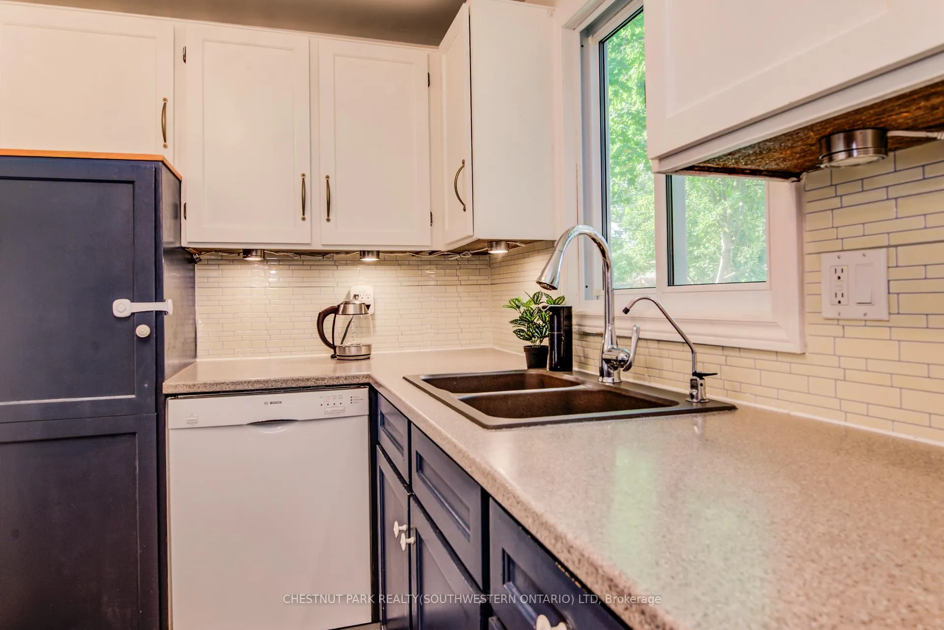 Photo 17 of 98 Rolling Meadows Drive, Kitchener — HOMEH