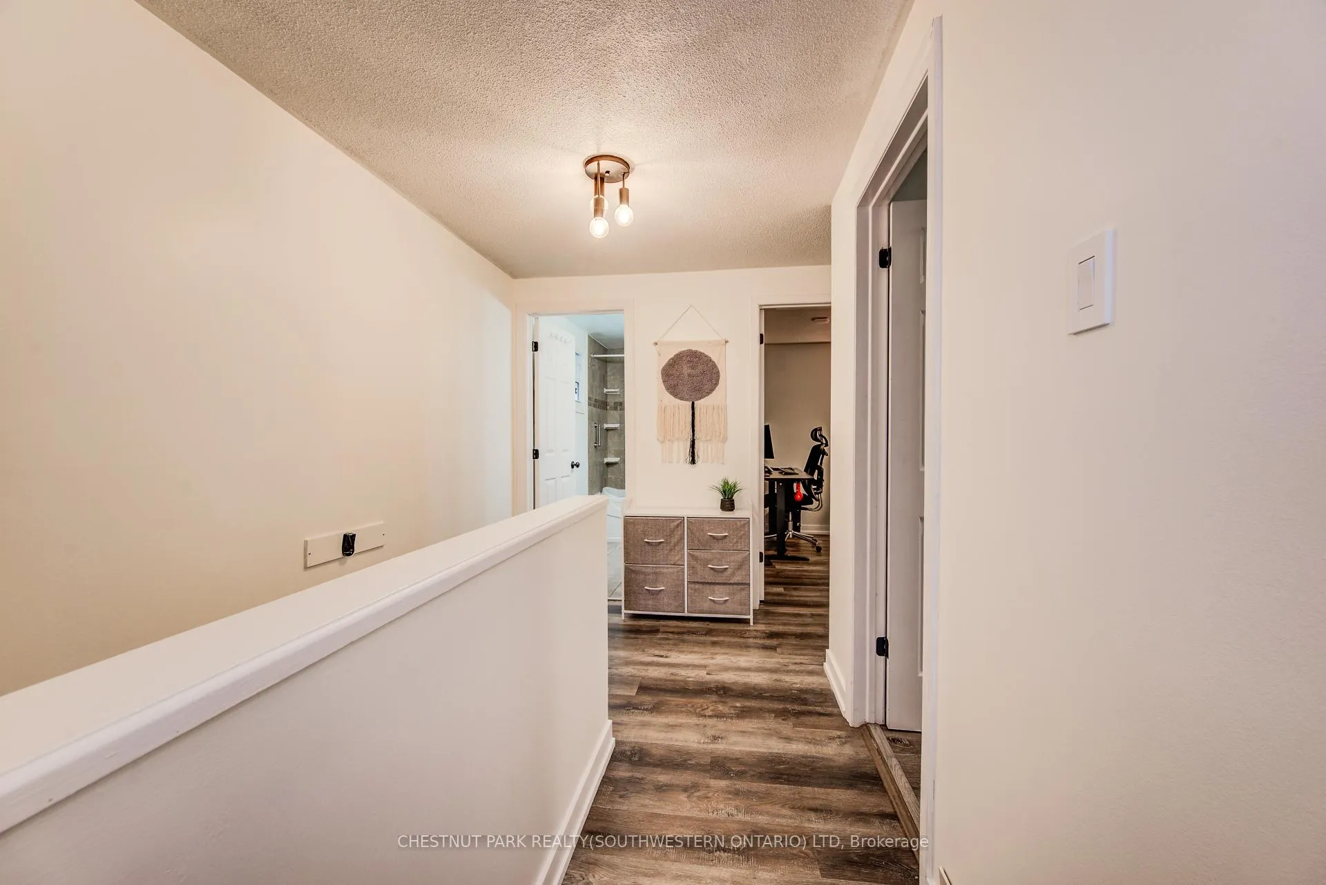 Photo 22 of 98 Rolling Meadows Drive, Kitchener — HOMEH