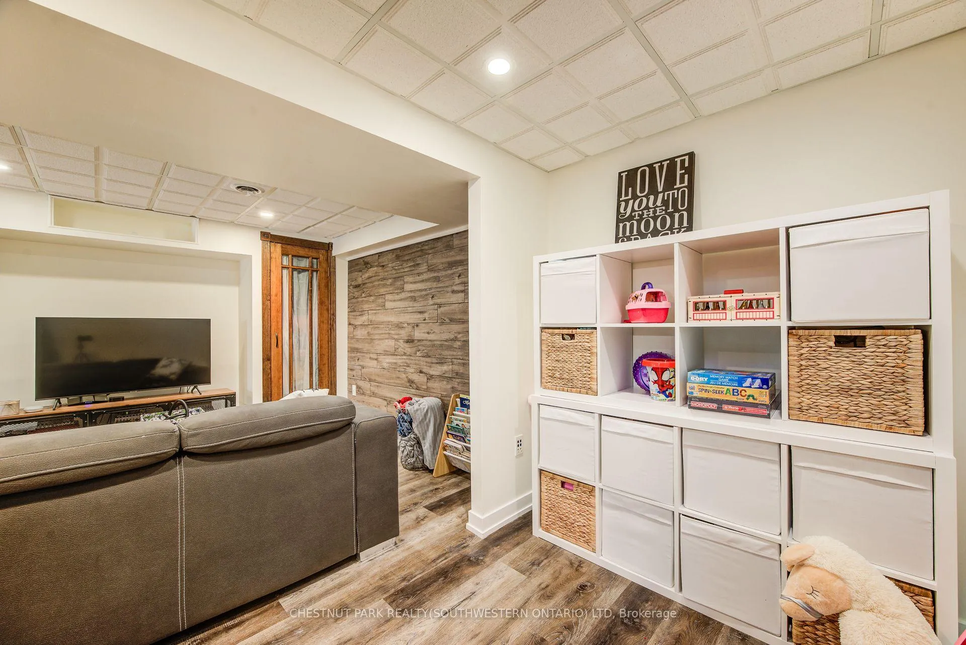 Photo 30 of 98 Rolling Meadows Drive, Kitchener — HOMEH