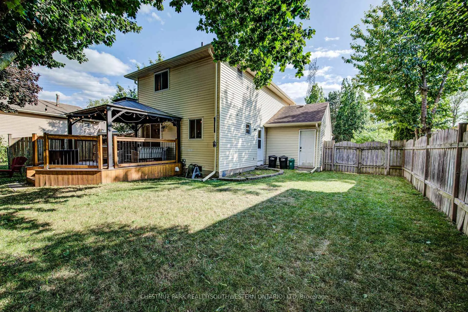 Photo 42 of 98 Rolling Meadows Drive, Kitchener — HOMEH