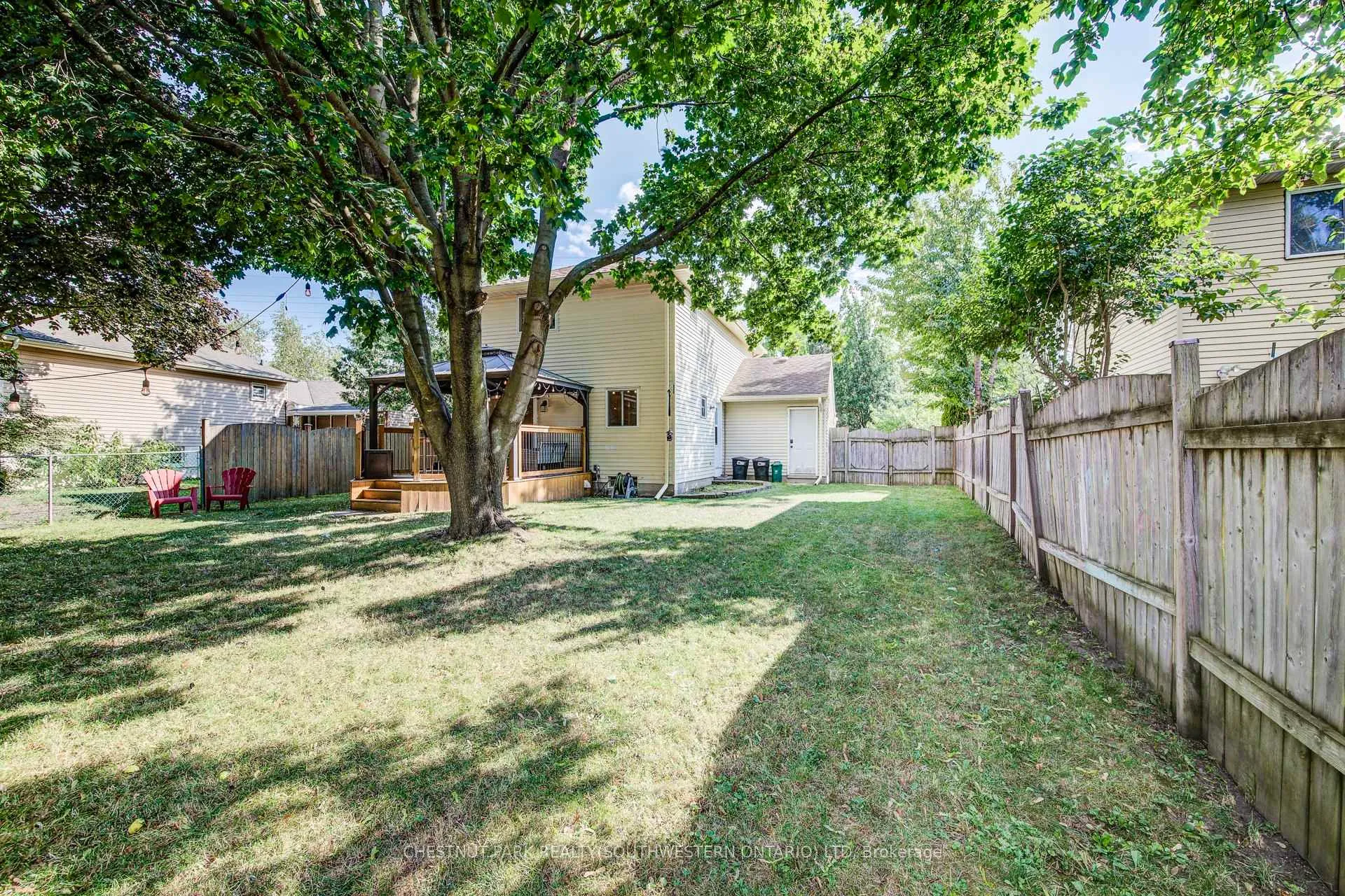 Photo 43 of 98 Rolling Meadows Drive, Kitchener — HOMEH