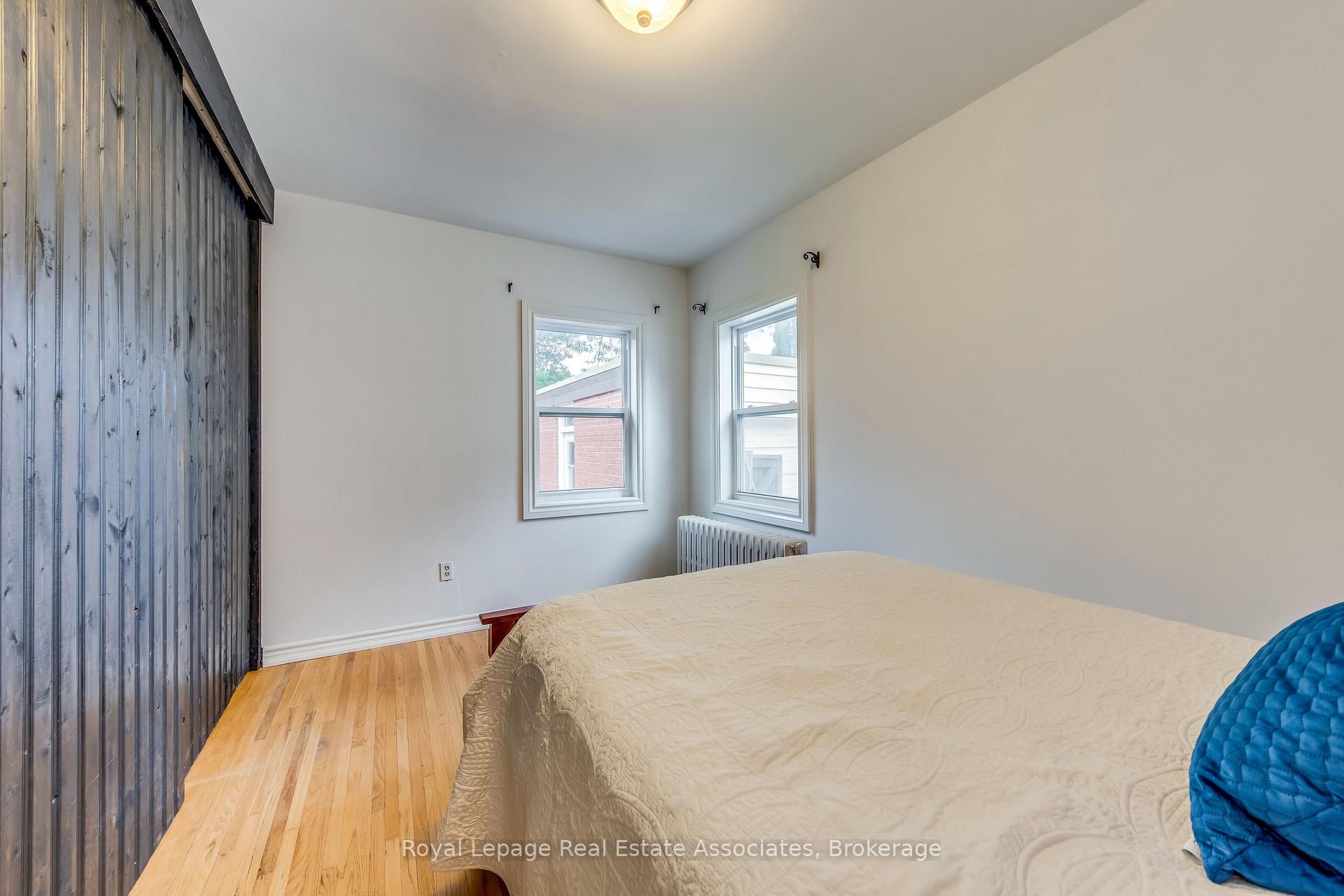 Photo 27 of 21 Brenton Street, Toronto, Crescent Town — HOMEH