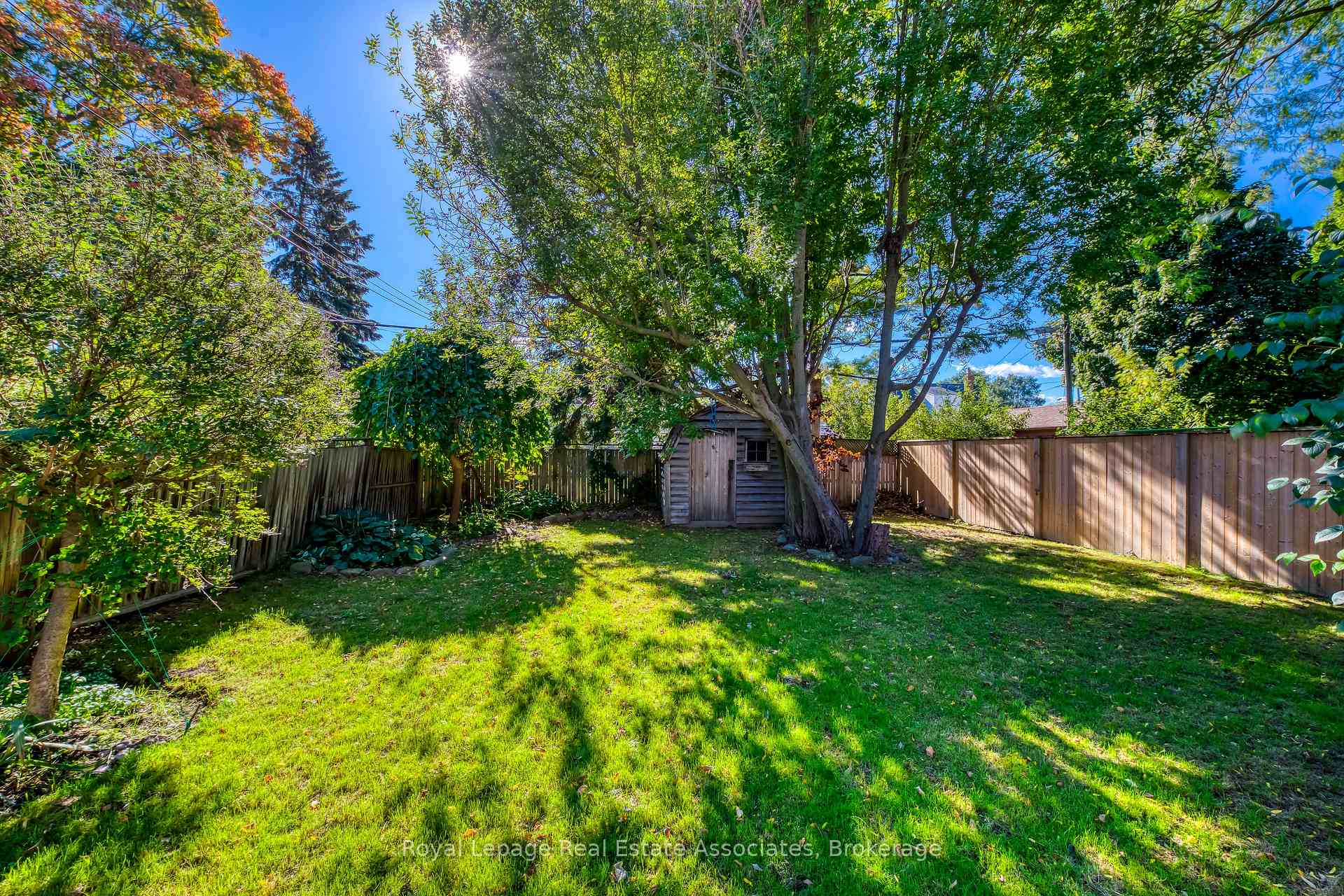 Photo 38 of 21 Brenton Street, Toronto, Crescent Town — HOMEH