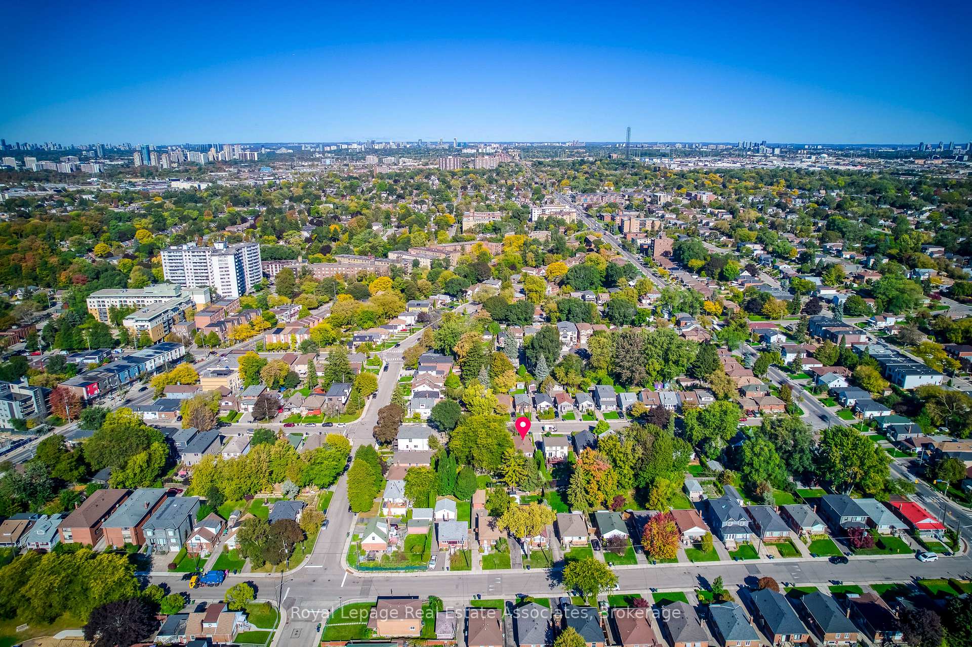 Photo 41 of 21 Brenton Street, Toronto, Crescent Town — HOMEH