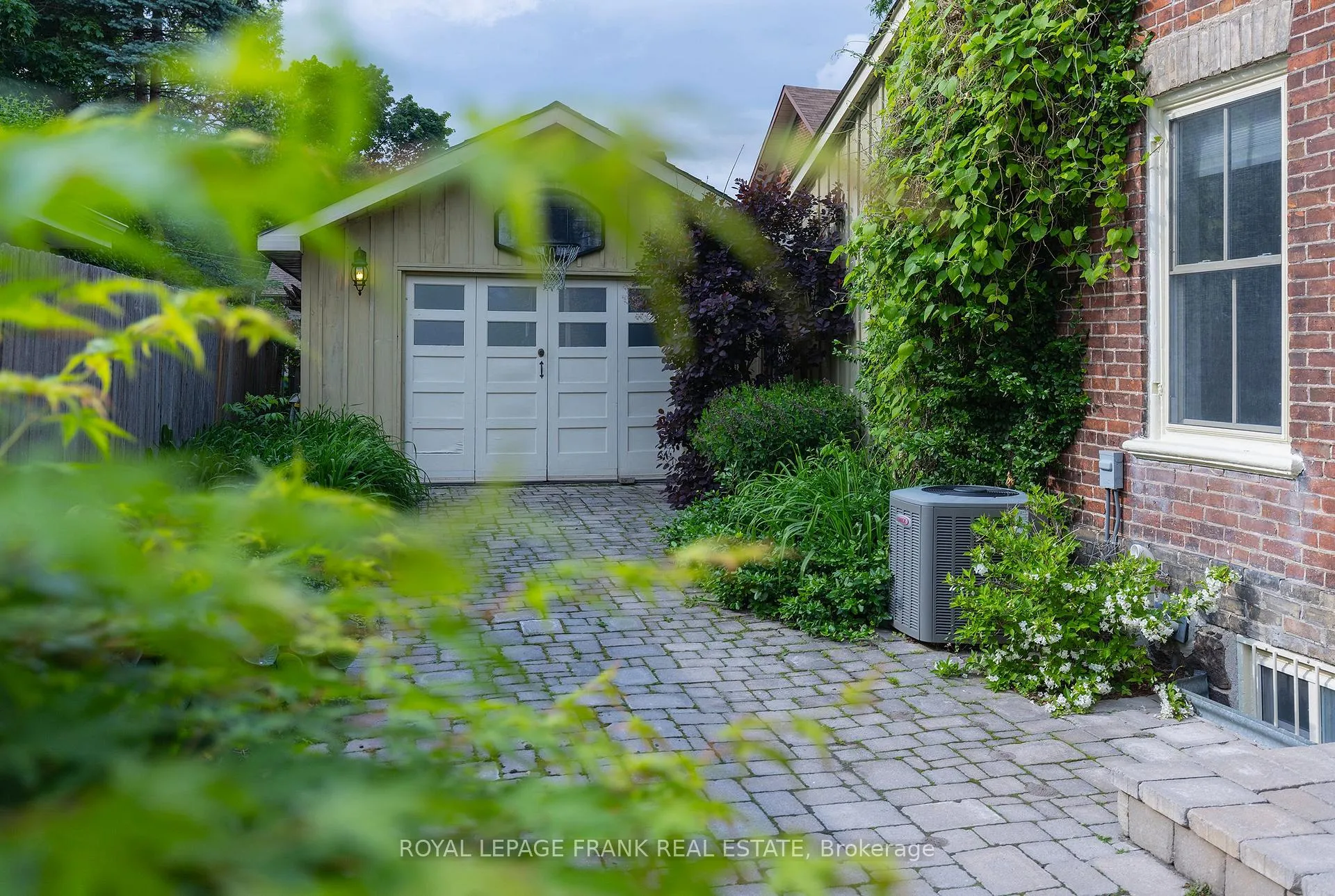 Photo 2 of 454 Weller Street, Peterborough, Town Ward 3 — HOMEH