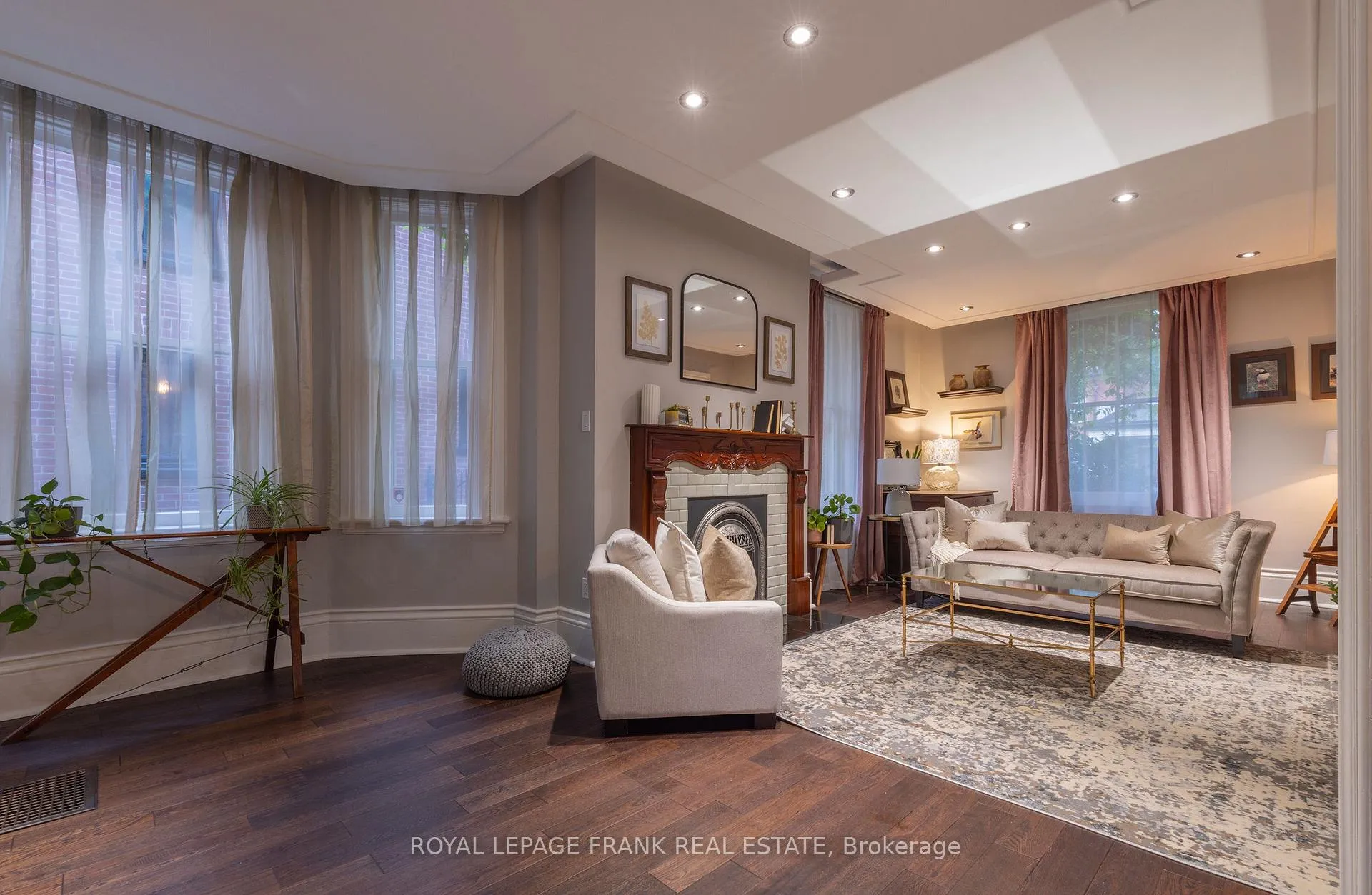 Photo 11 of 454 Weller Street, Peterborough, Town Ward 3 — HOMEH