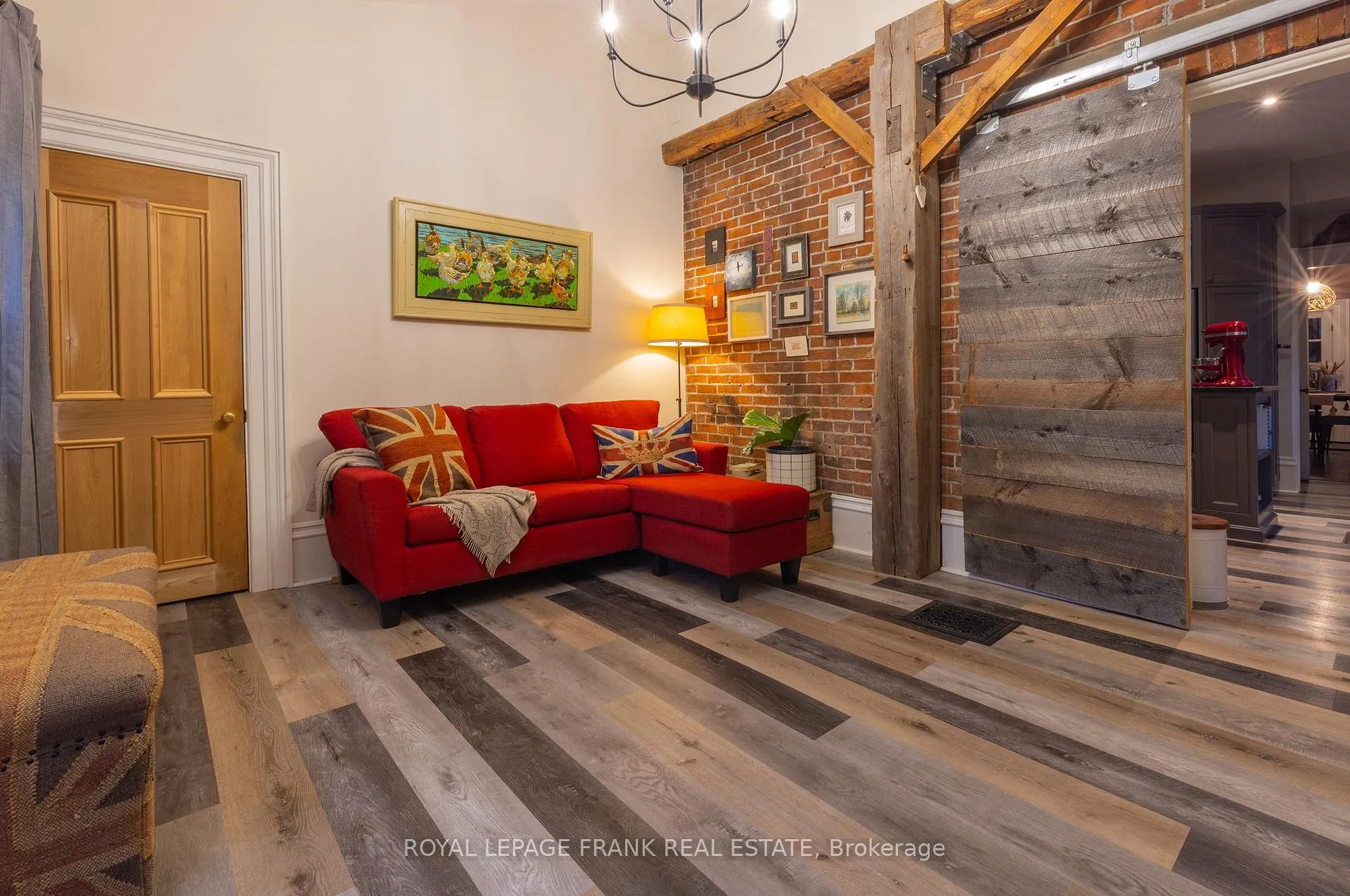 Photo 19 of 454 Weller Street, Peterborough, Town Ward 3 — HOMEH