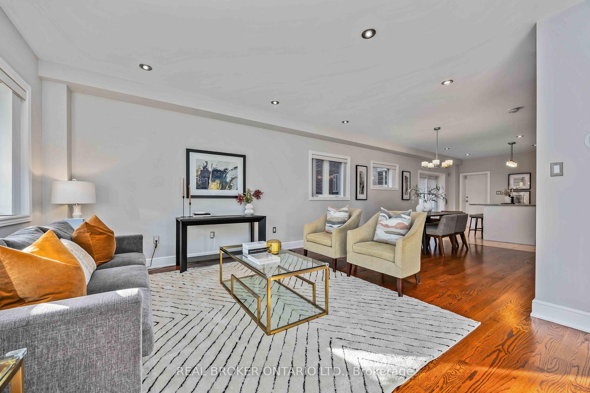 Photo 3 of 122 Cedarcrest Boulevard, Toronto, O'Connor-Parkview — HOMEH