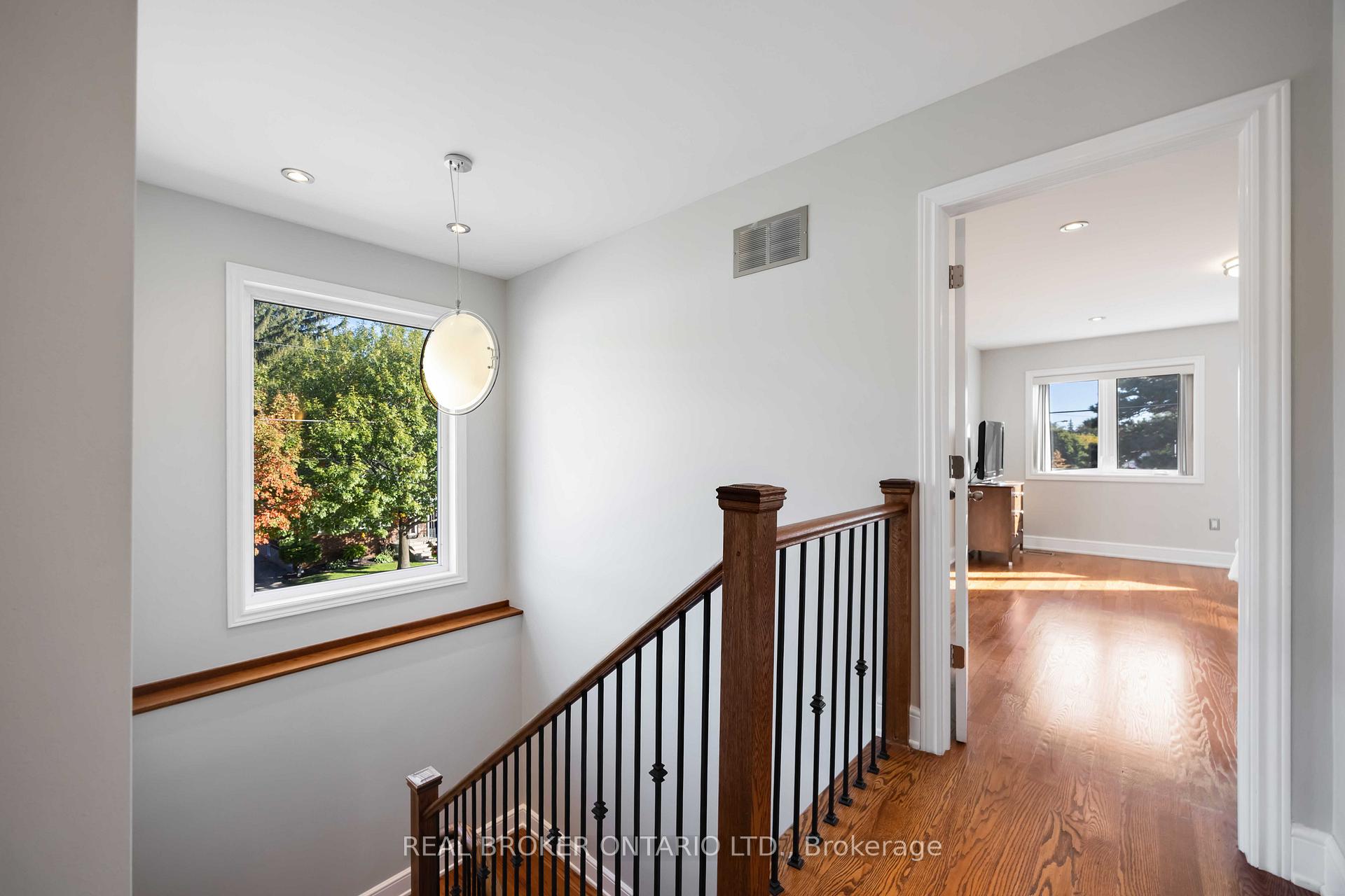 Photo 13 of 122 Cedarcrest Boulevard, Toronto, O'Connor-Parkview — HOMEH
