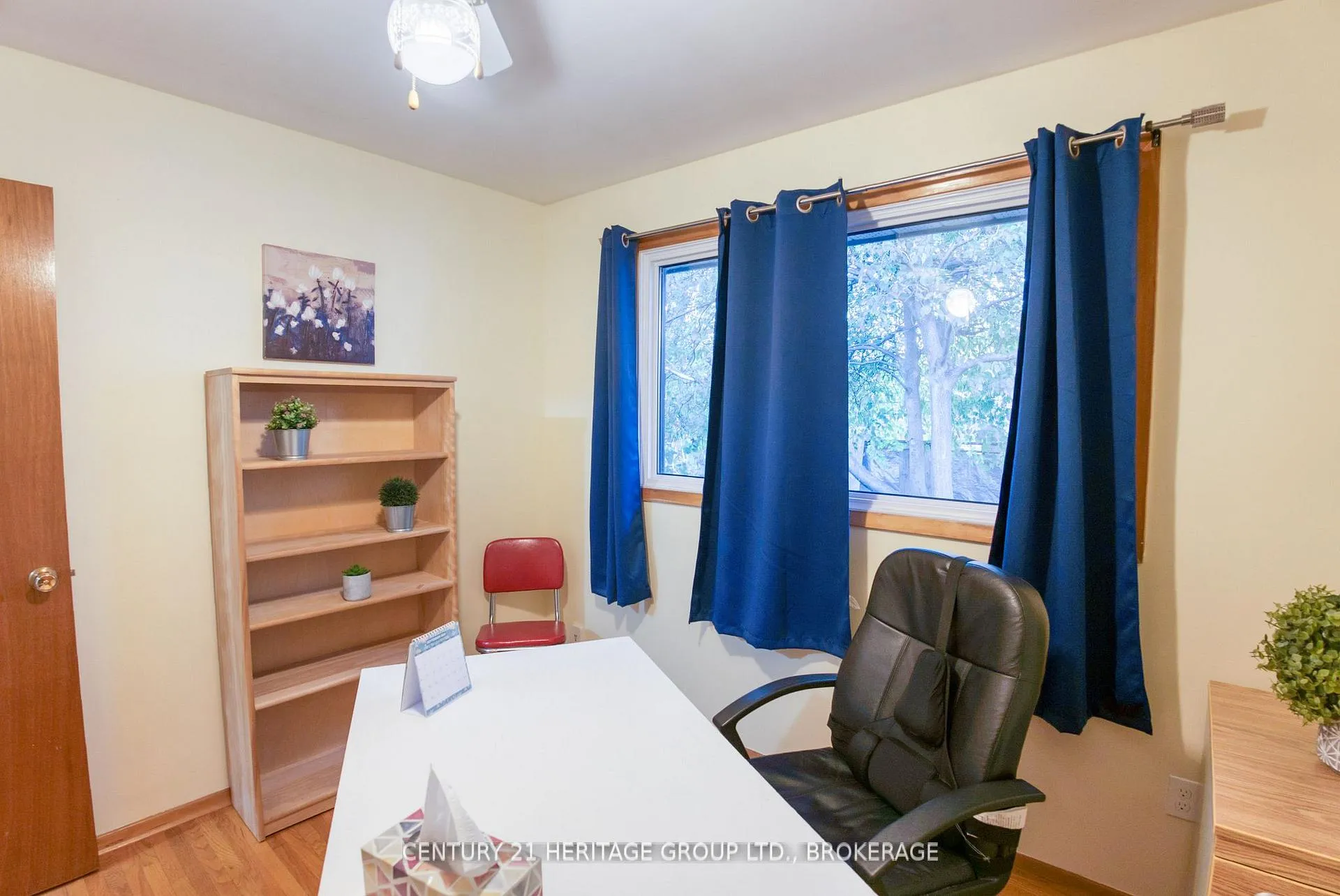 Photo 12 of 675 Carnaby Street, Kingston, South of Taylor-Kidd Blvd — HOMEH