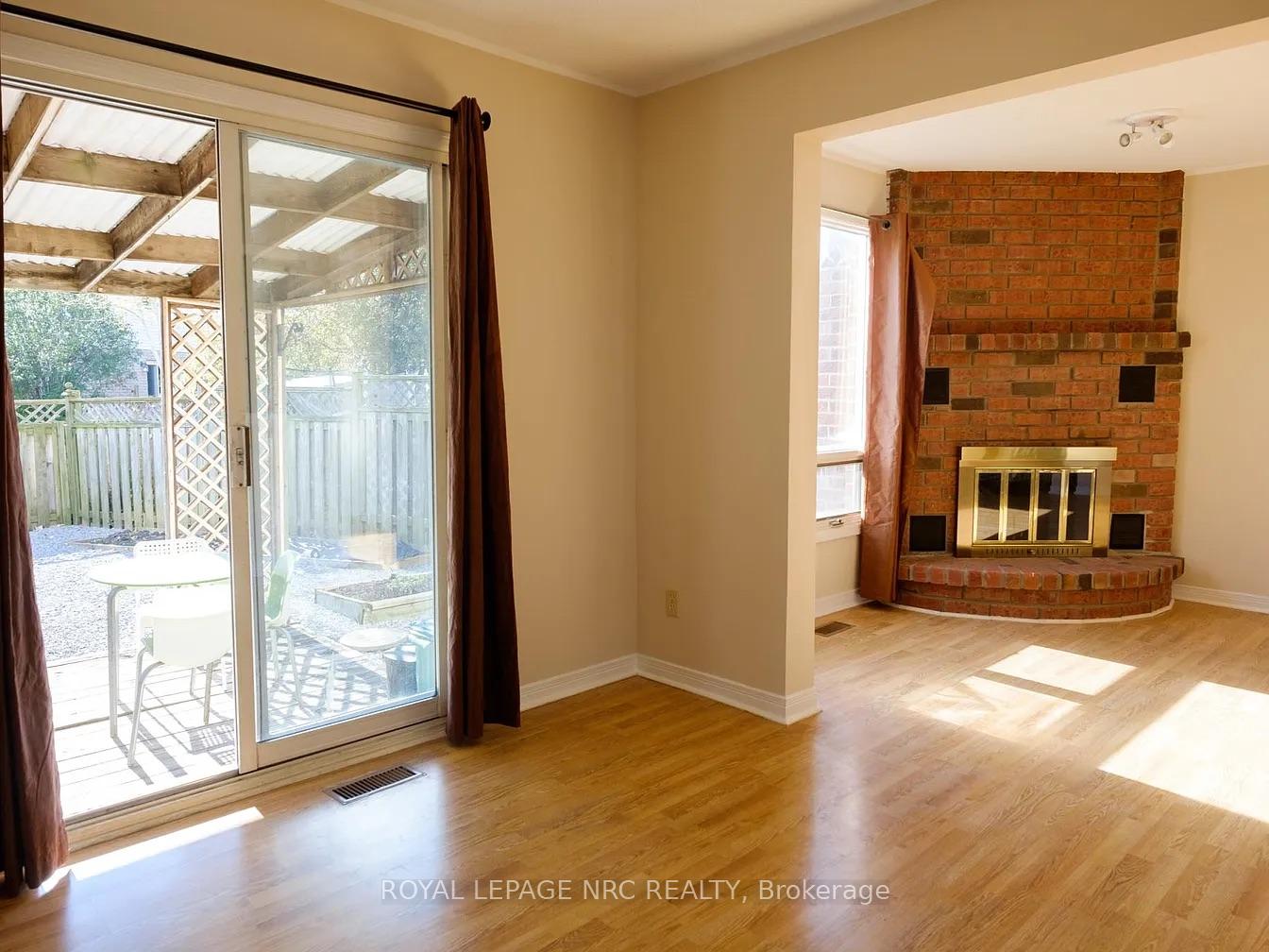 Photo 4 of 45 Baxter Crescent, Thorold, Confederation Heights — HOMEH