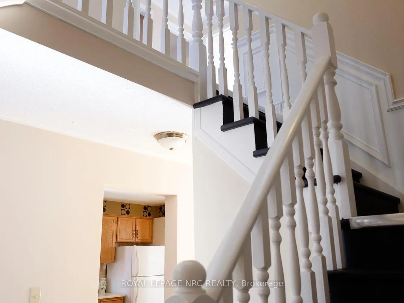 Photo 23 of 45 Baxter Crescent, Thorold, Confederation Heights — HOMEH