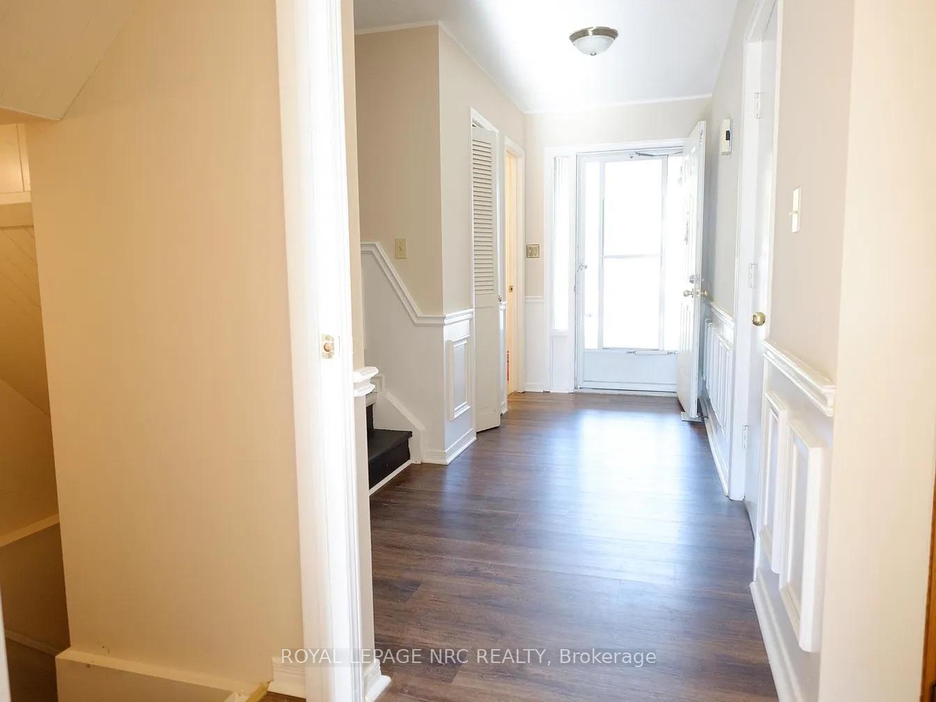 Photo 24 of 45 Baxter Crescent, Thorold, Confederation Heights — HOMEH
