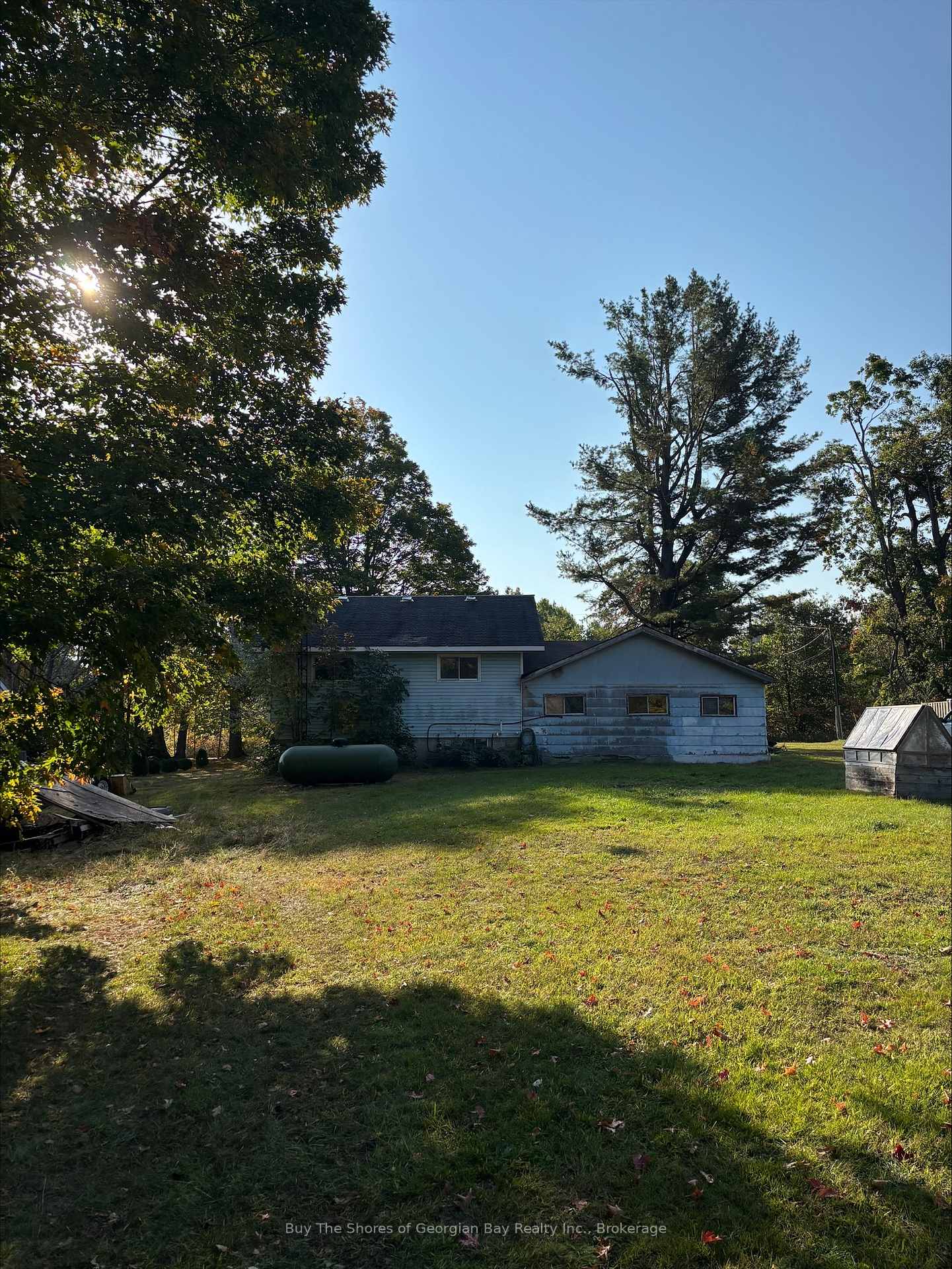 Photo 10 of 3138 Robb Court, Tay, Rural Tay — HOMEH