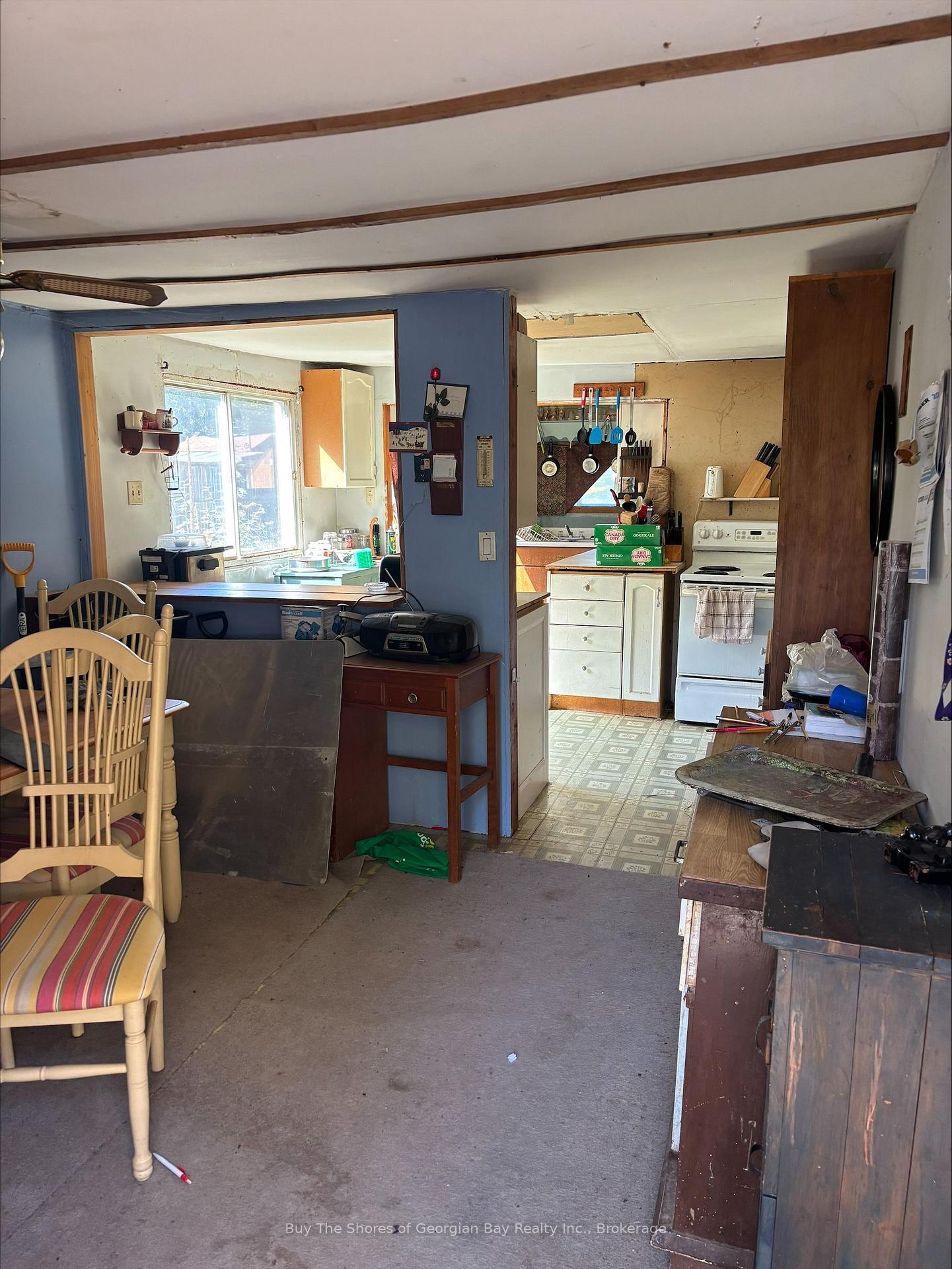 Photo 15 of 3138 Robb Court, Tay, Rural Tay — HOMEH