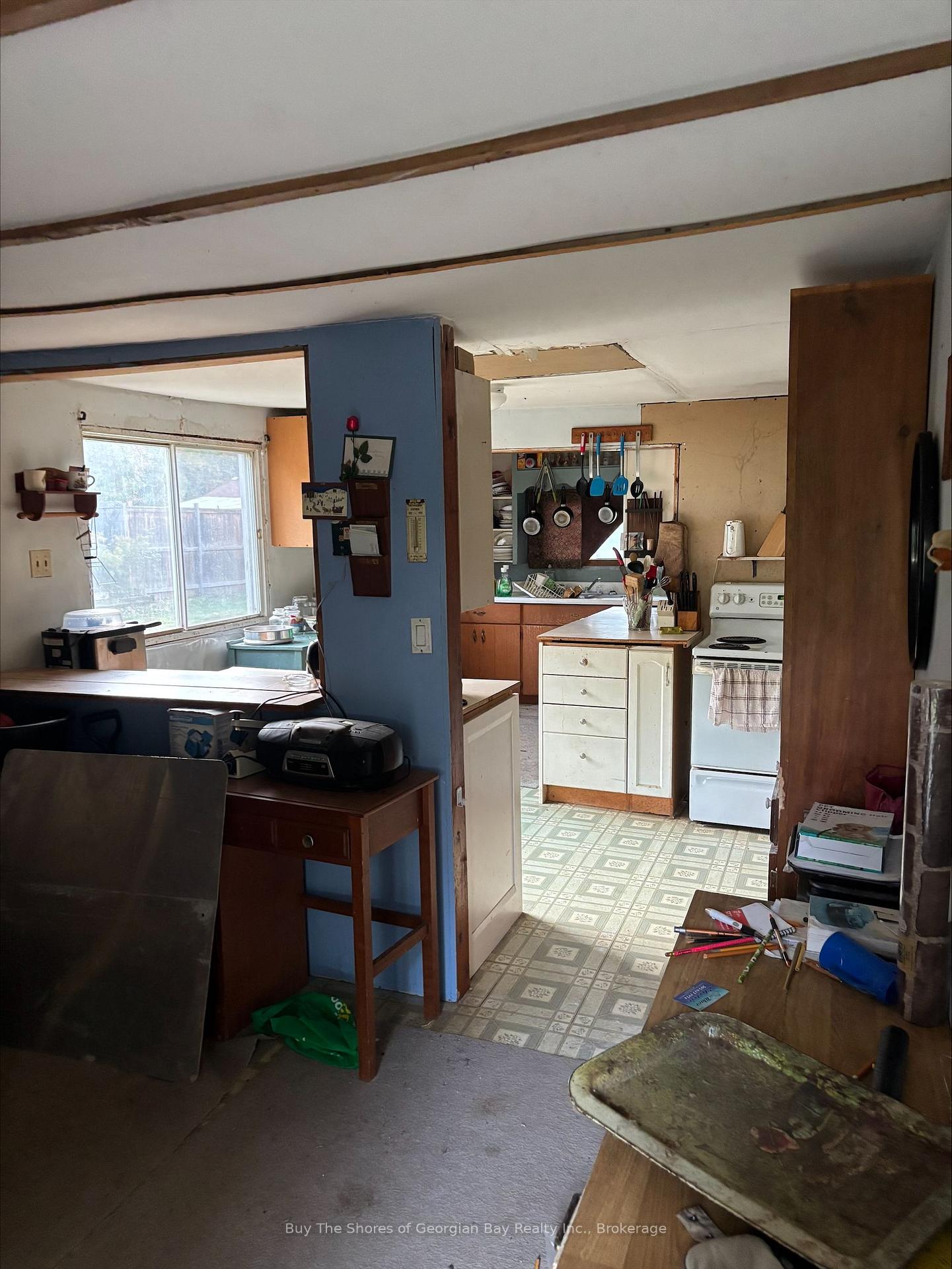 Photo 17 of 3138 Robb Court, Tay, Rural Tay — HOMEH