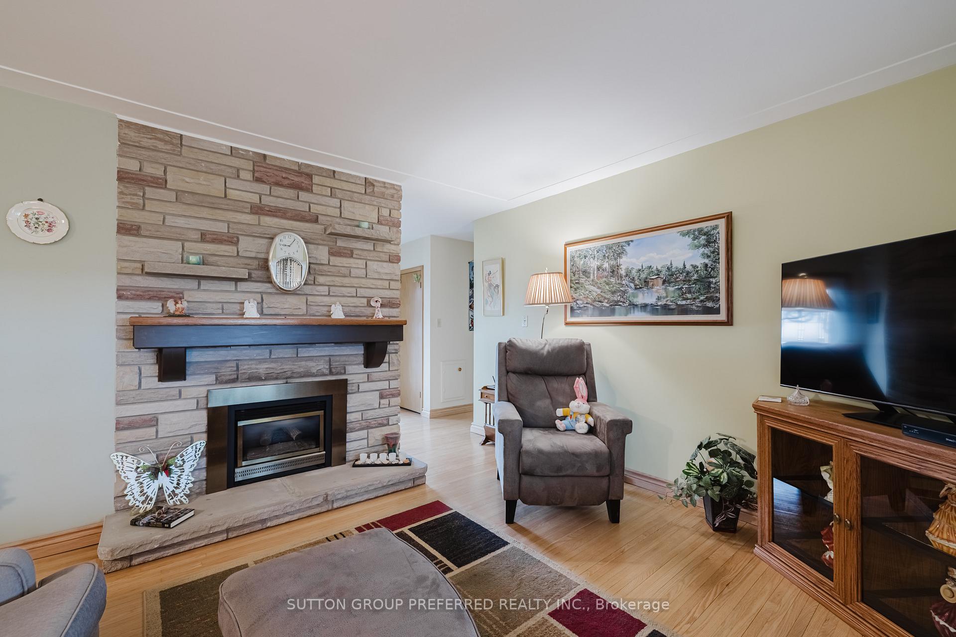 Photo 15 of 5080 Westchester Bourne, Thames Centre, Rural Thames Centre — HOMEH