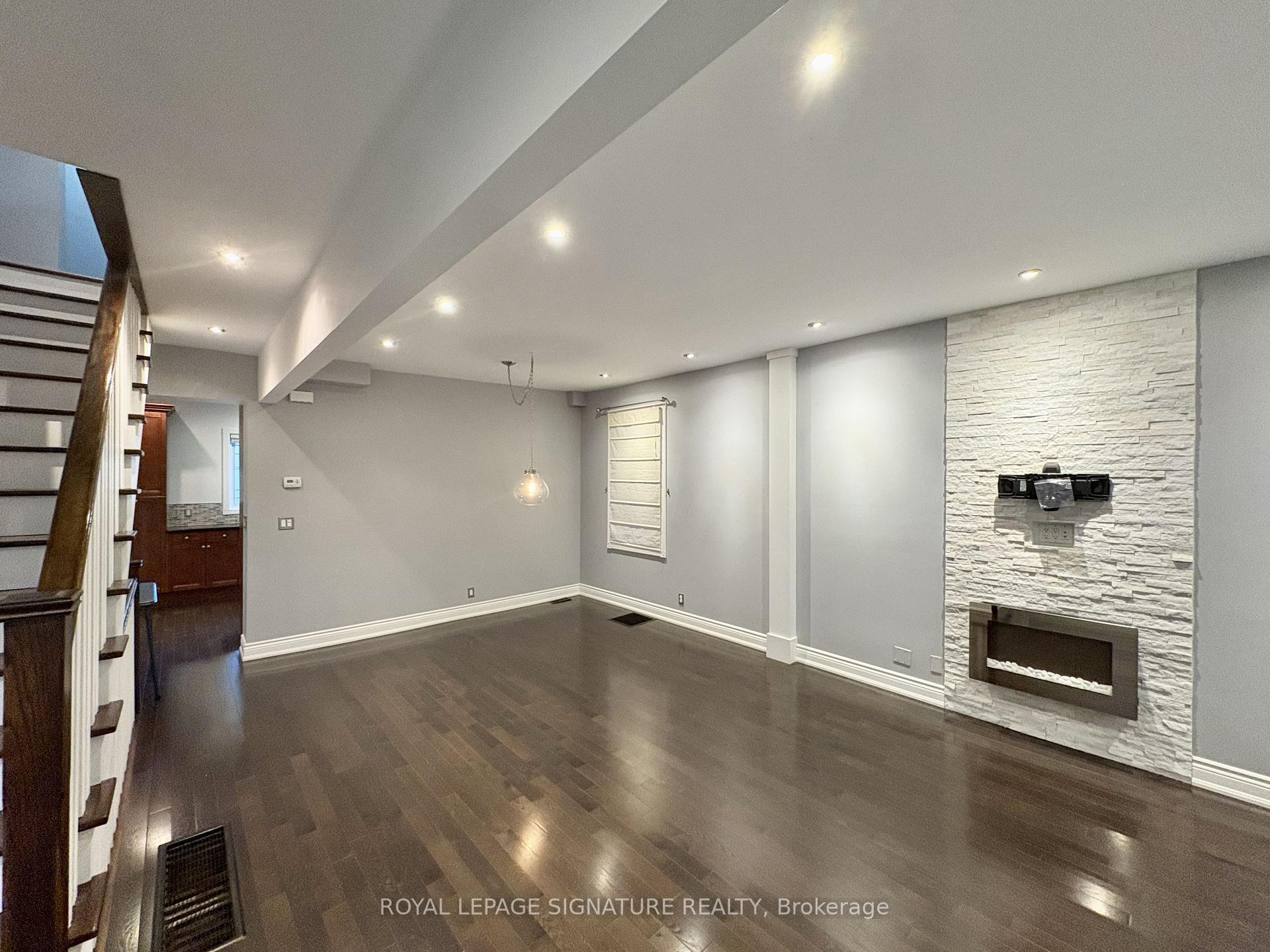 Photo 2 of 77 Ashdale Avenue, Toronto, Greenwood-Coxwell — HOMEH