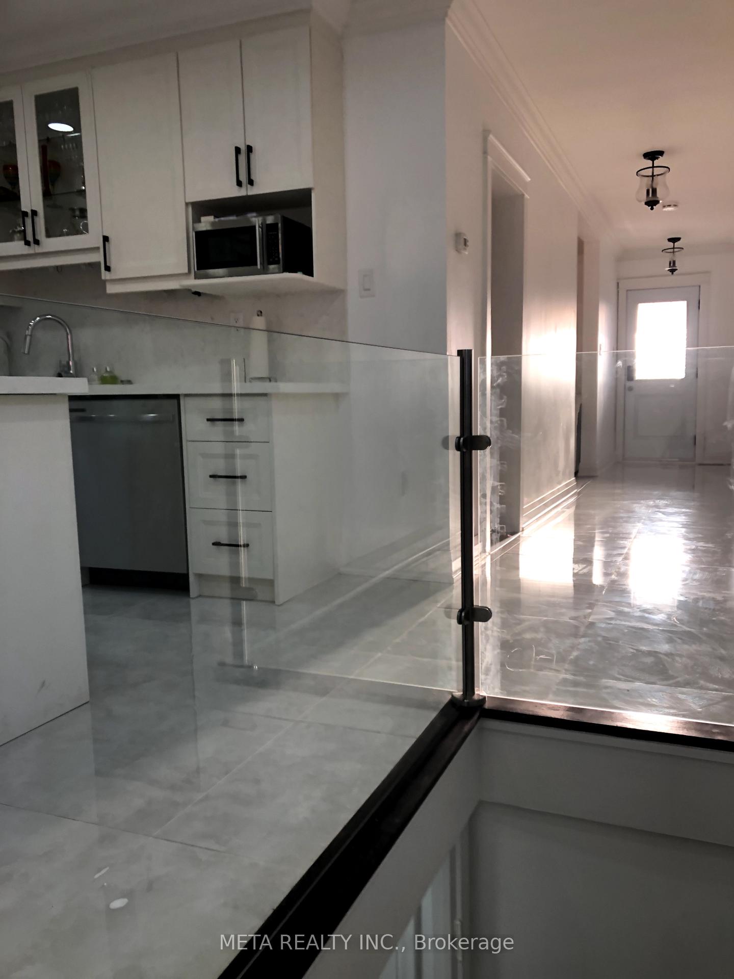 Photo 2 of 533 Westmount Avenue, Toronto, Oakwood Village — HOMEH
