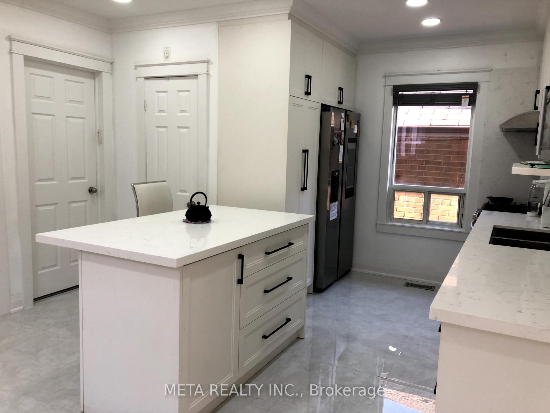 Photo 6 of 533 Westmount Avenue, Toronto, Oakwood Village — HOMEH
