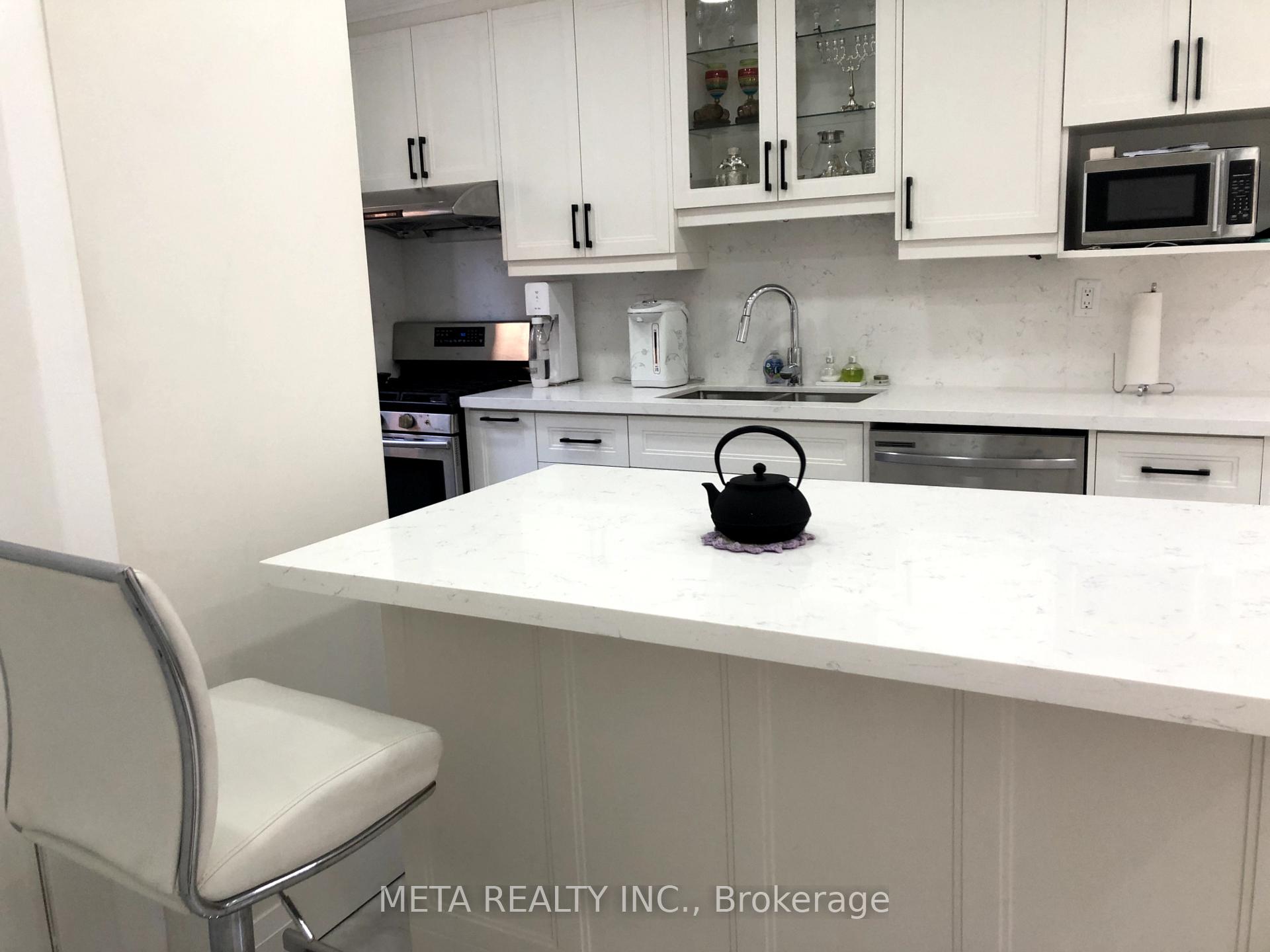 Photo 10 of 533 Westmount Avenue, Toronto, Oakwood Village — HOMEH