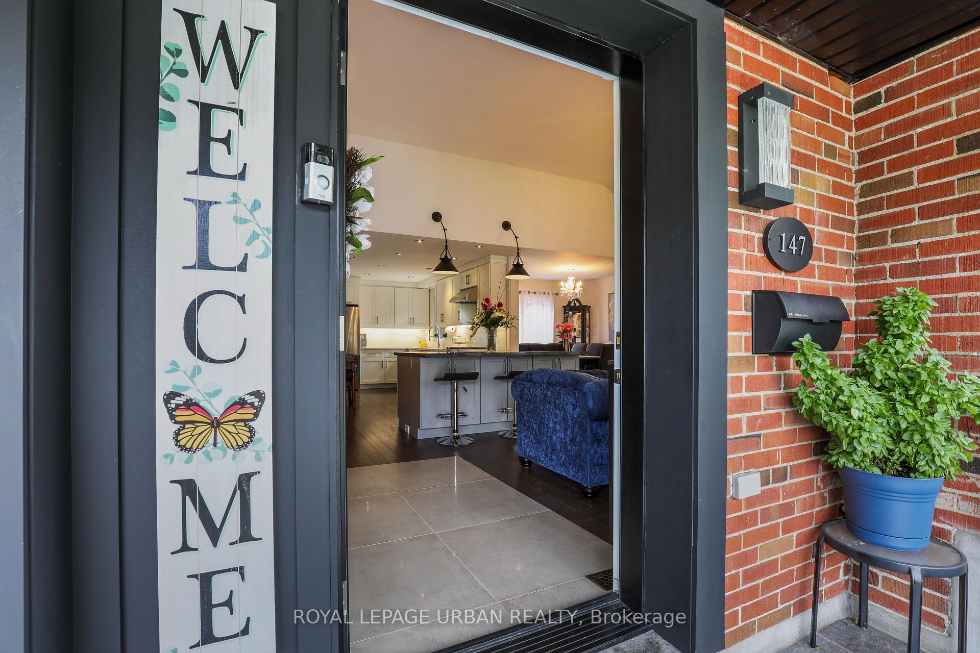 Photo 5 of 147 Parkview Hill Crescent, Toronto, O'Connor-Parkview — HOMEH