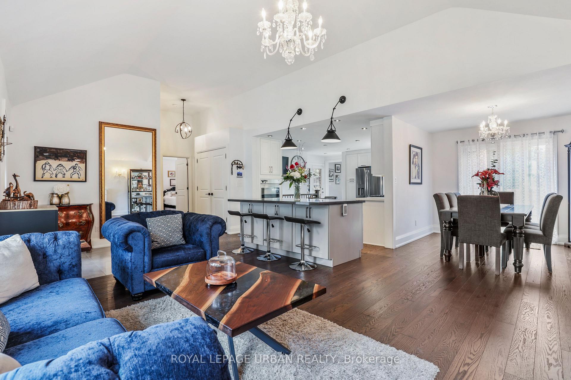 Photo 10 of 147 Parkview Hill Crescent, Toronto, O'Connor-Parkview — HOMEH