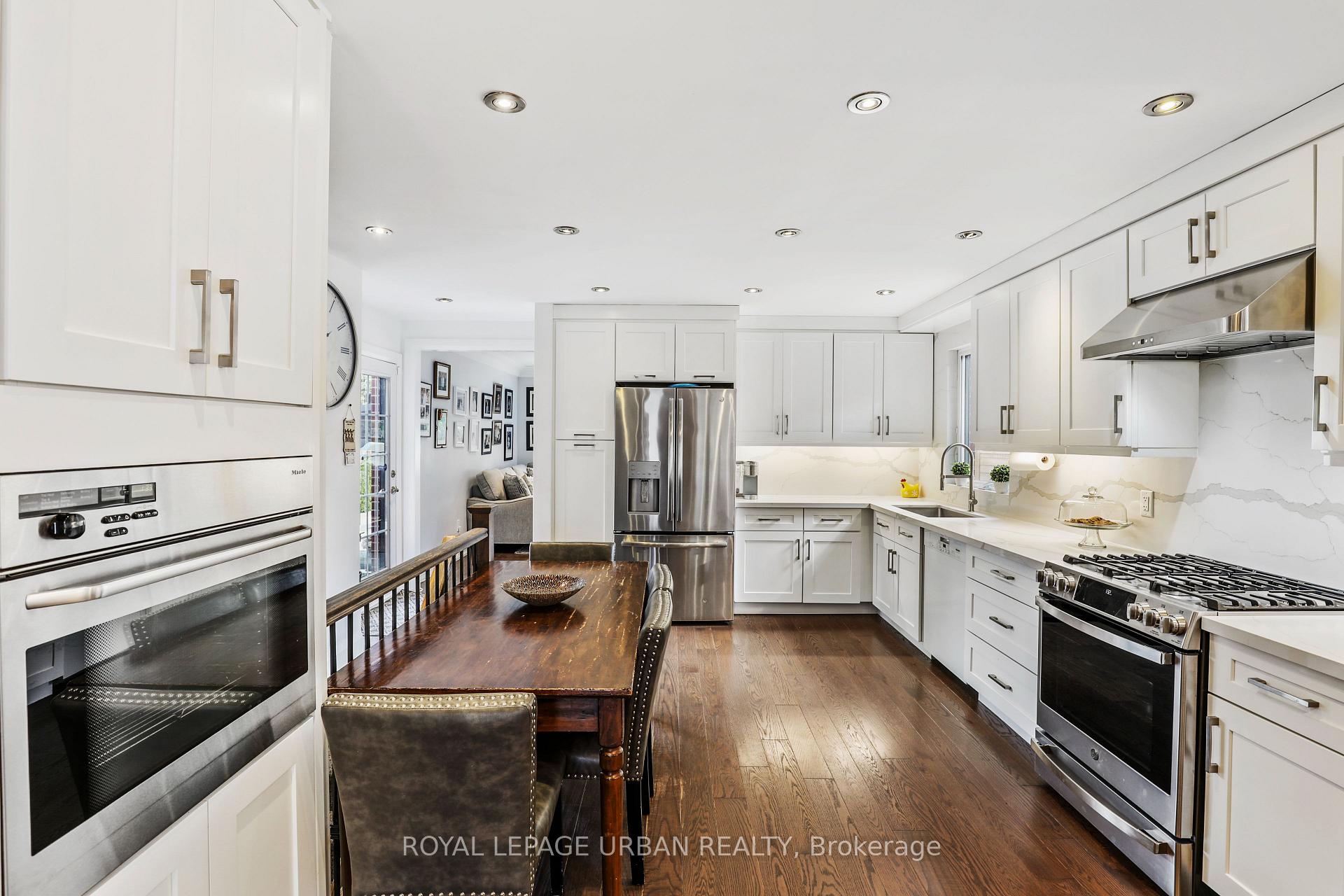 Photo 15 of 147 Parkview Hill Crescent, Toronto, O'Connor-Parkview — HOMEH
