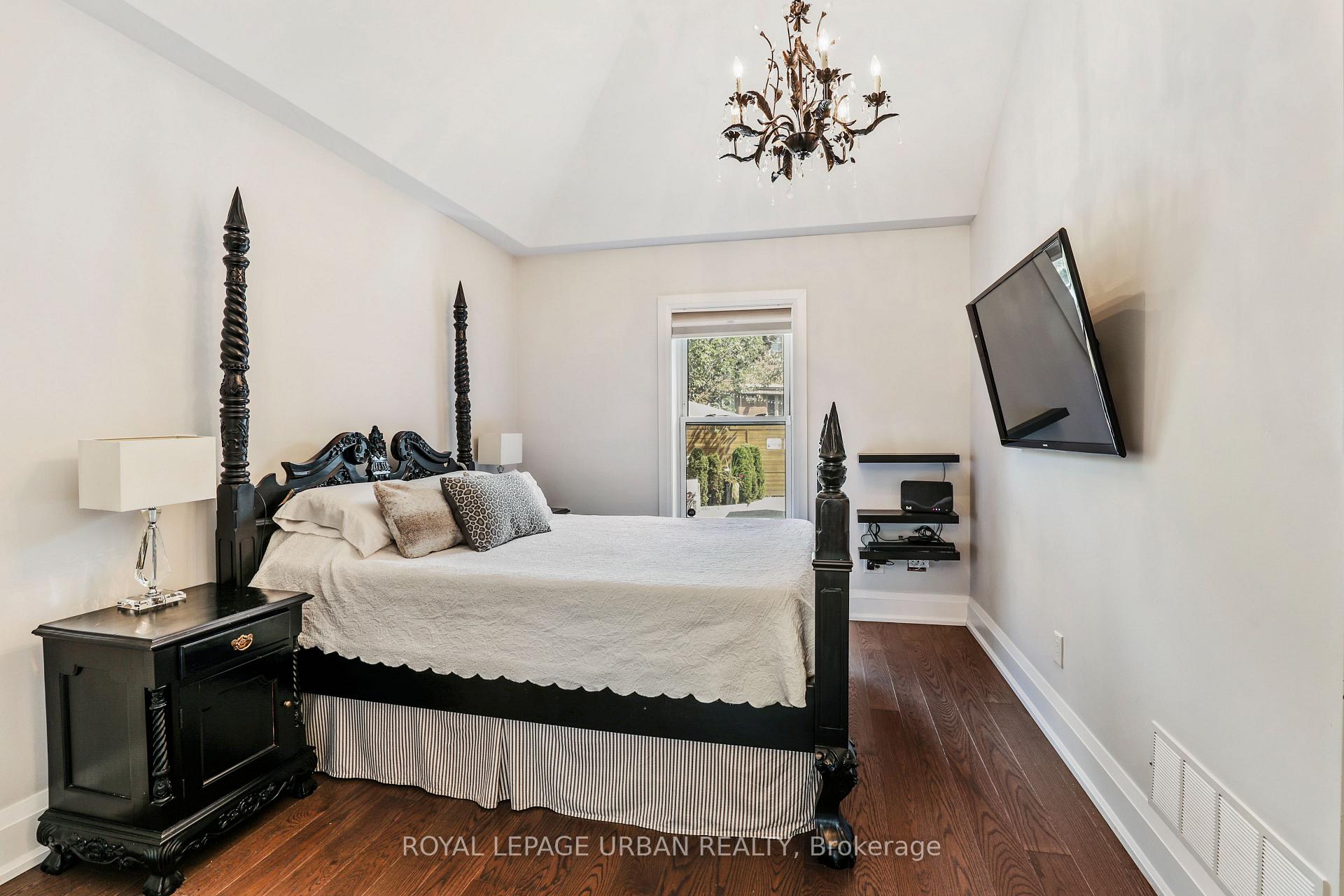 Photo 23 of 147 Parkview Hill Crescent, Toronto, O'Connor-Parkview — HOMEH