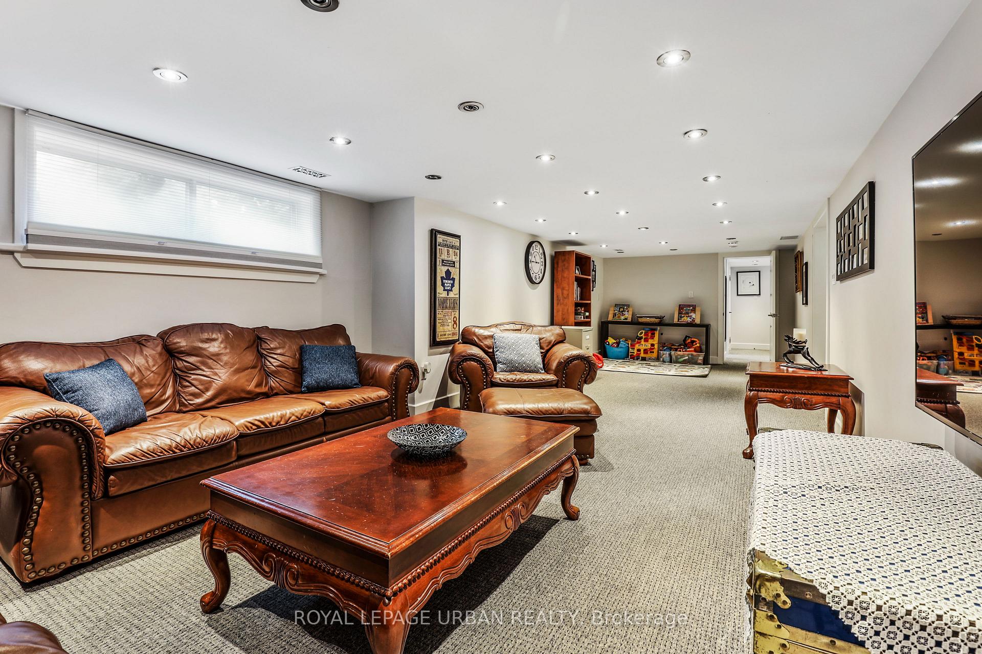 Photo 27 of 147 Parkview Hill Crescent, Toronto, O'Connor-Parkview — HOMEH