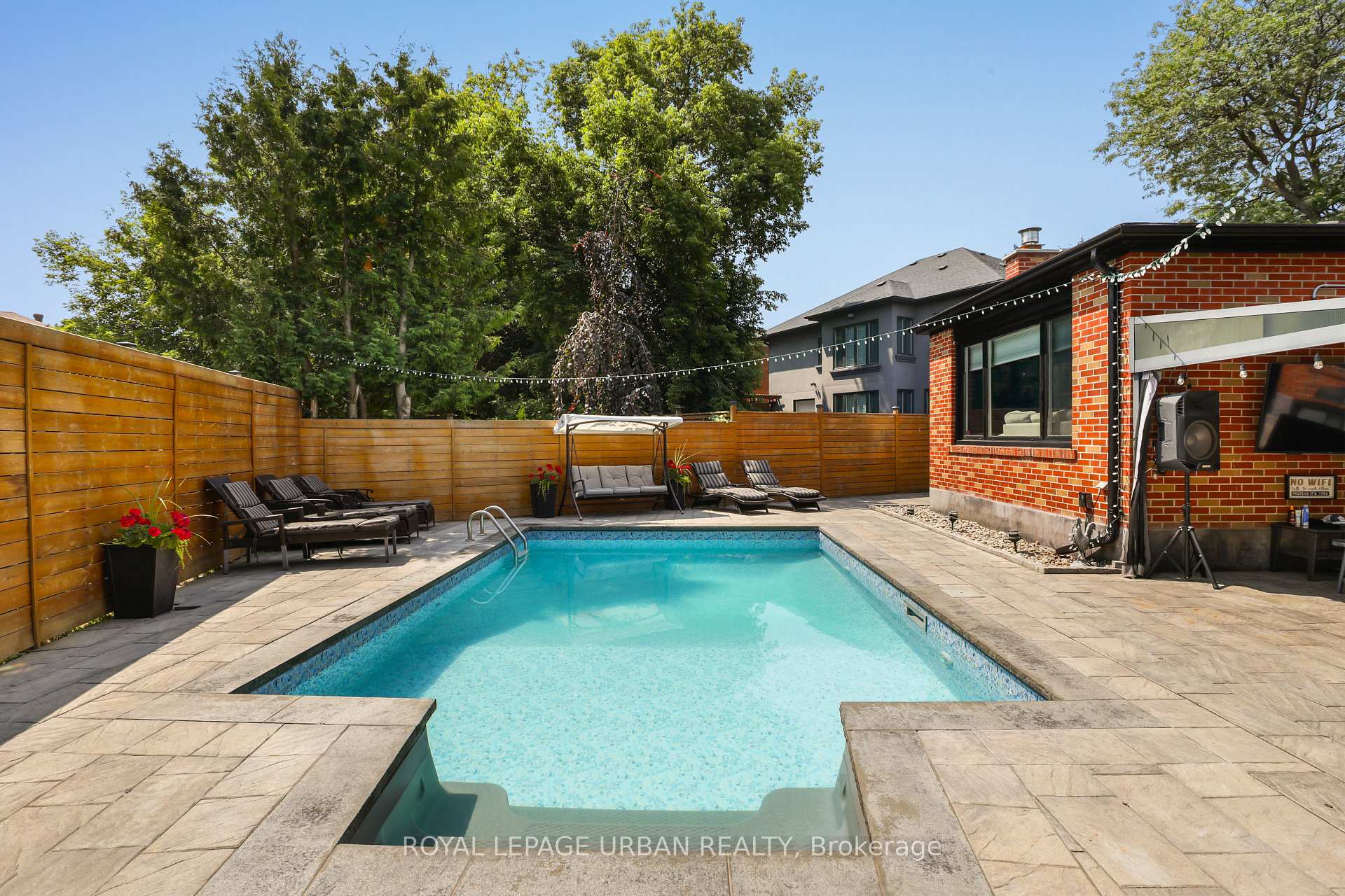 Photo 36 of 147 Parkview Hill Crescent, Toronto, O'Connor-Parkview — HOMEH
