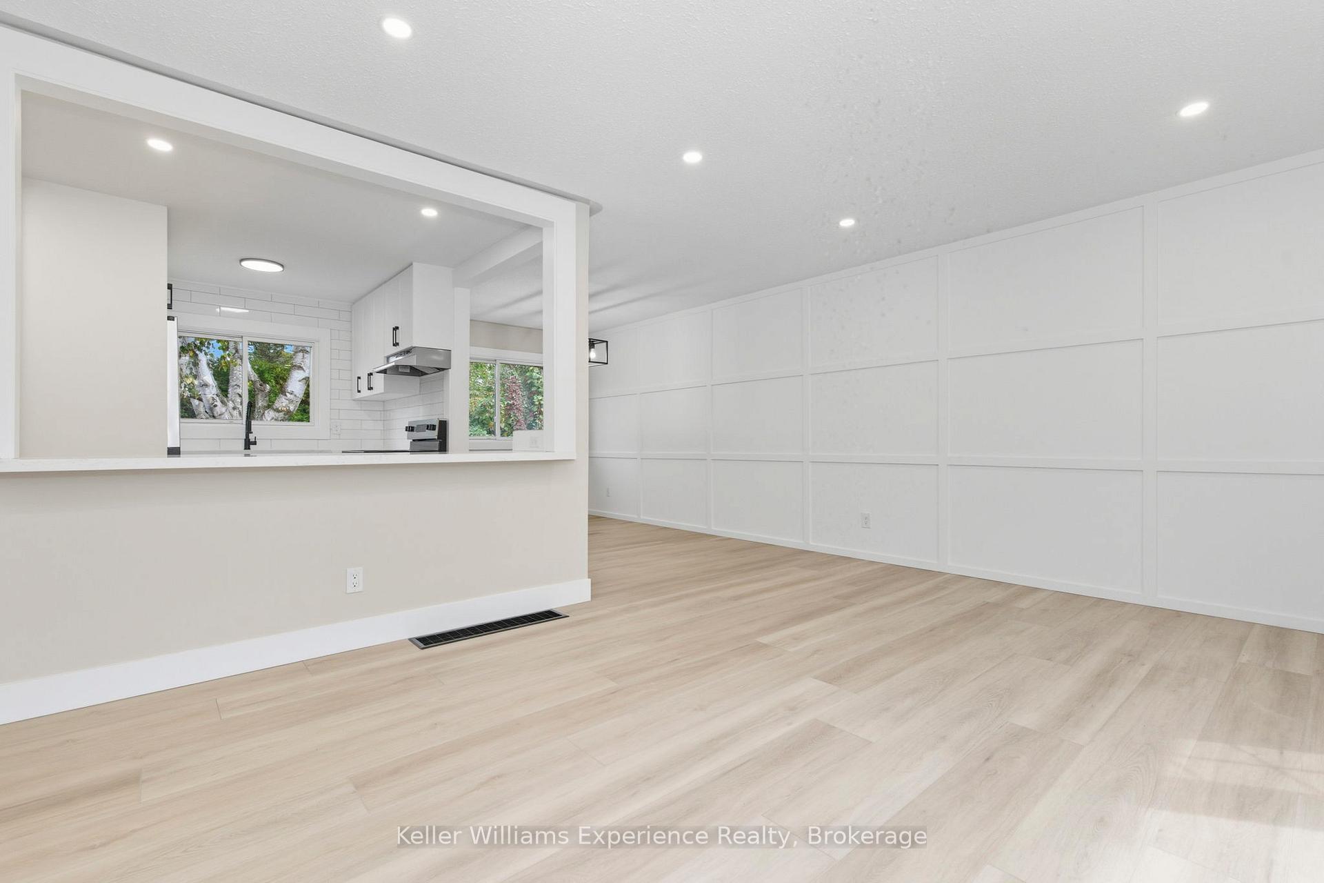 Photo 1 of 739 Ninth Avenue, Tay, Port McNicoll — HOMEH