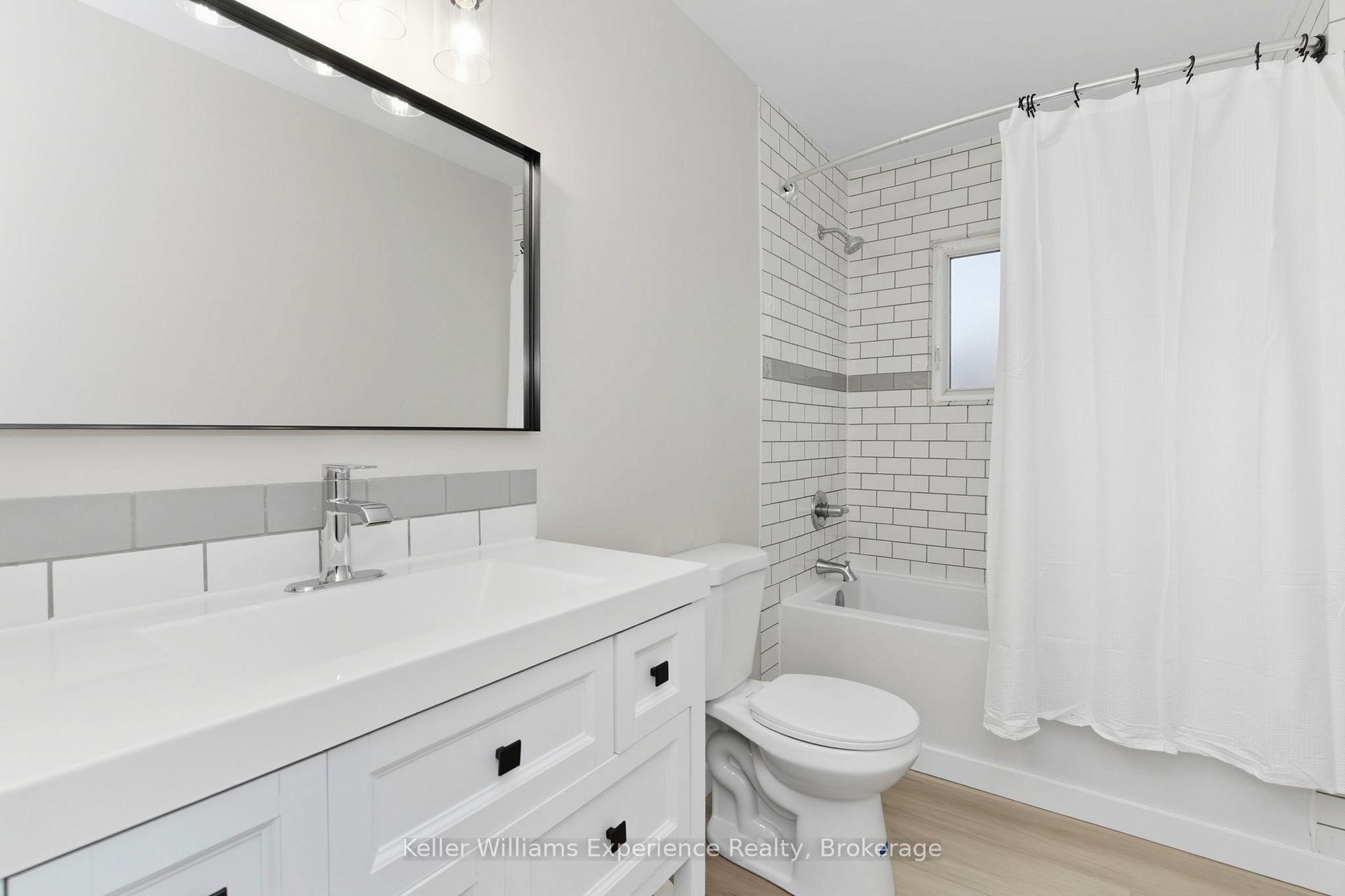 Photo 20 of 739 Ninth Avenue, Tay, Port McNicoll — HOMEH