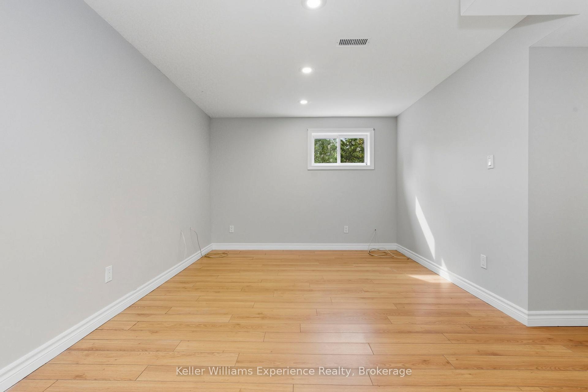Photo 23 of 739 Ninth Avenue, Tay, Port McNicoll — HOMEH