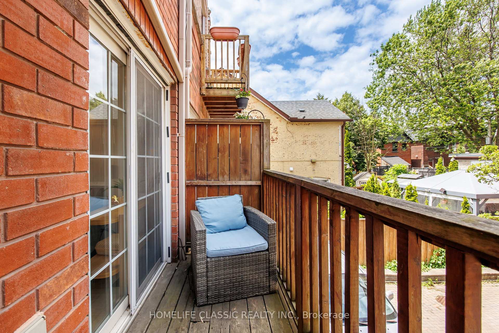 Photo 21 of 1508 Queen Street E, Toronto, Greenwood-Coxwell — HOMEH
