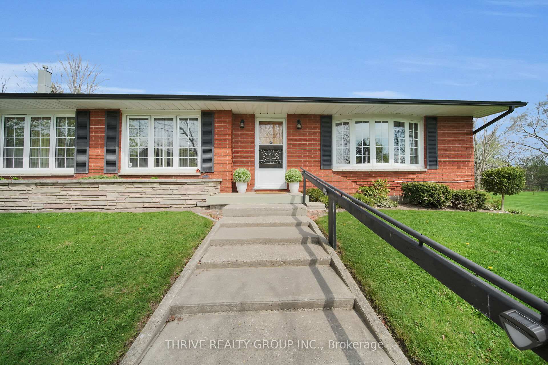 Photo 4 of 4036-4050 Elgin Road, Thames Centre, Mossley — HOMEH