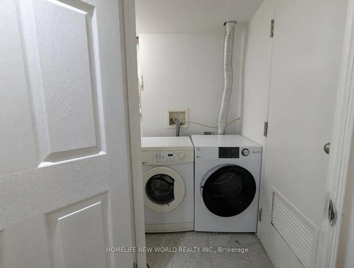 Photo 10 of Unit Bsmt, 252 Greenwood Avenue, Toronto, Greenwood-Coxwell — HOMEH
