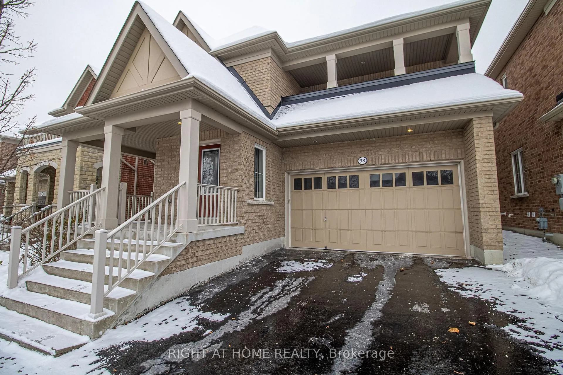 Photo 3 of 98 Gillett Drive, Ajax, Northeast Ajax — HOMEH