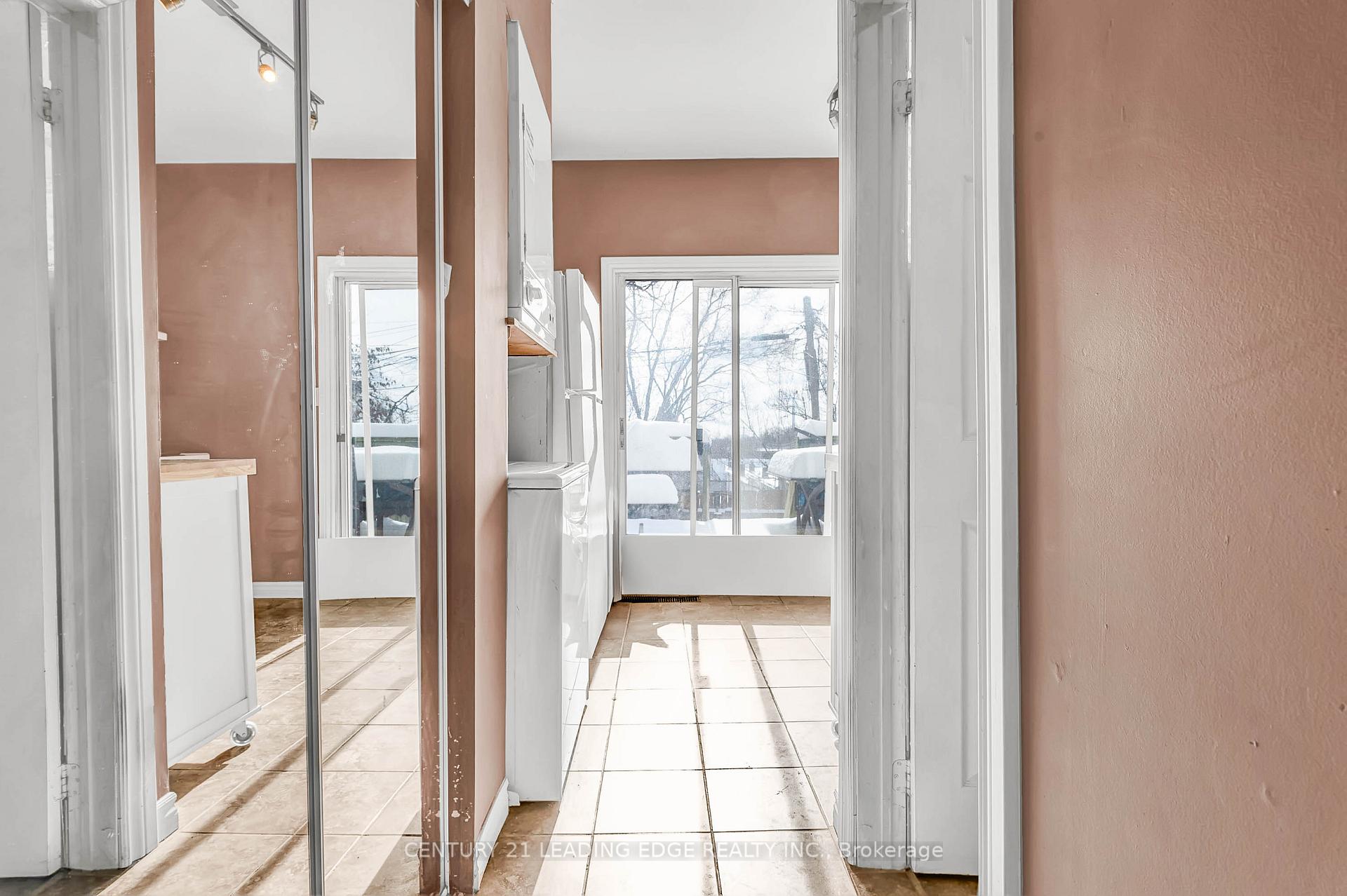 Photo 9 of 7 Hunter Street, Toronto, Blake-Jones — HOMEH