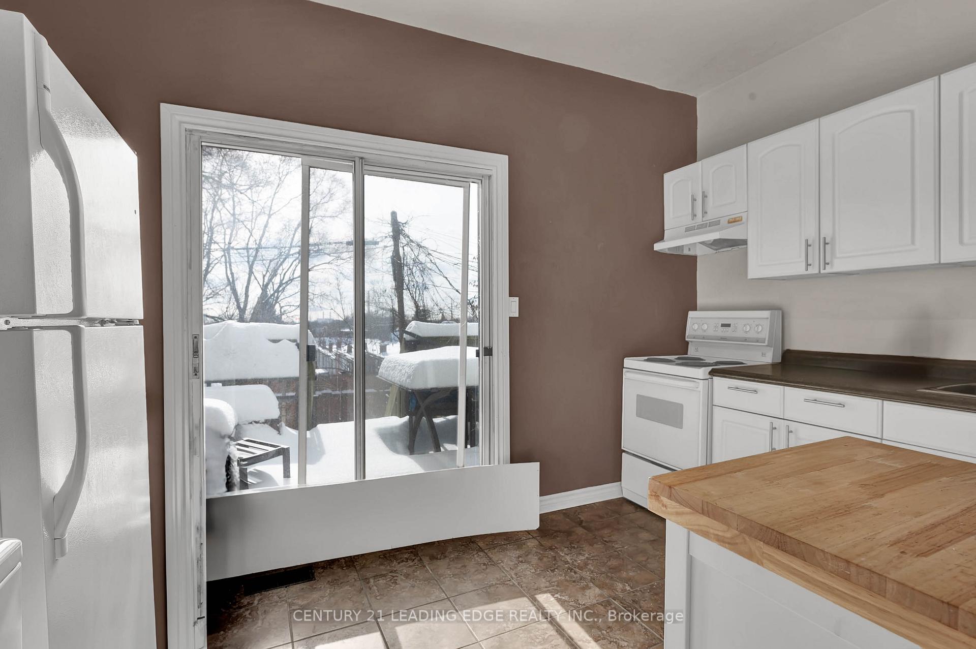 Photo 10 of 7 Hunter Street, Toronto, Blake-Jones — HOMEH